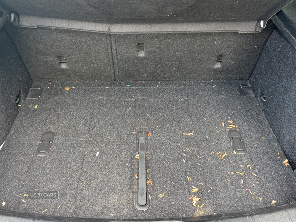 Volvo V40 DIESEL HATCHBACK in Antrim