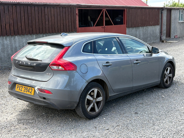 Volvo V40 DIESEL HATCHBACK in Antrim