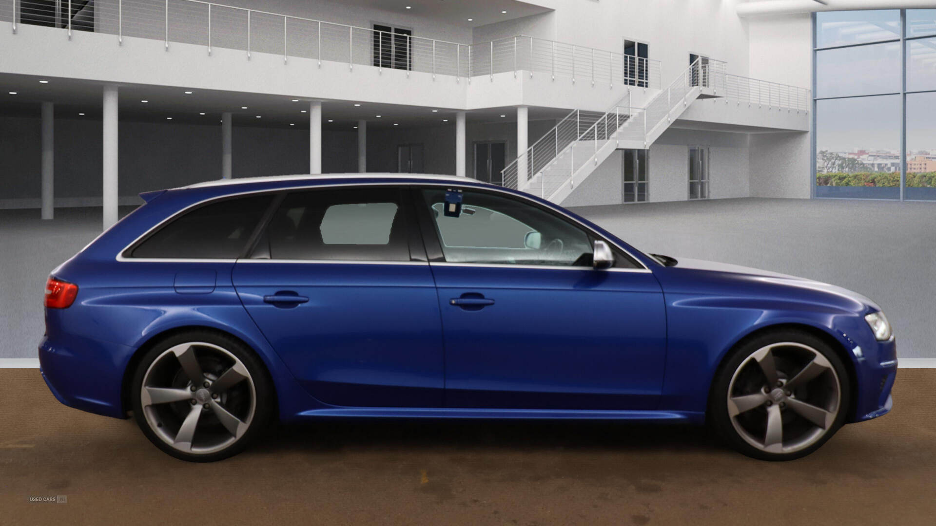 Audi RS4 AVANT in Derry / Londonderry