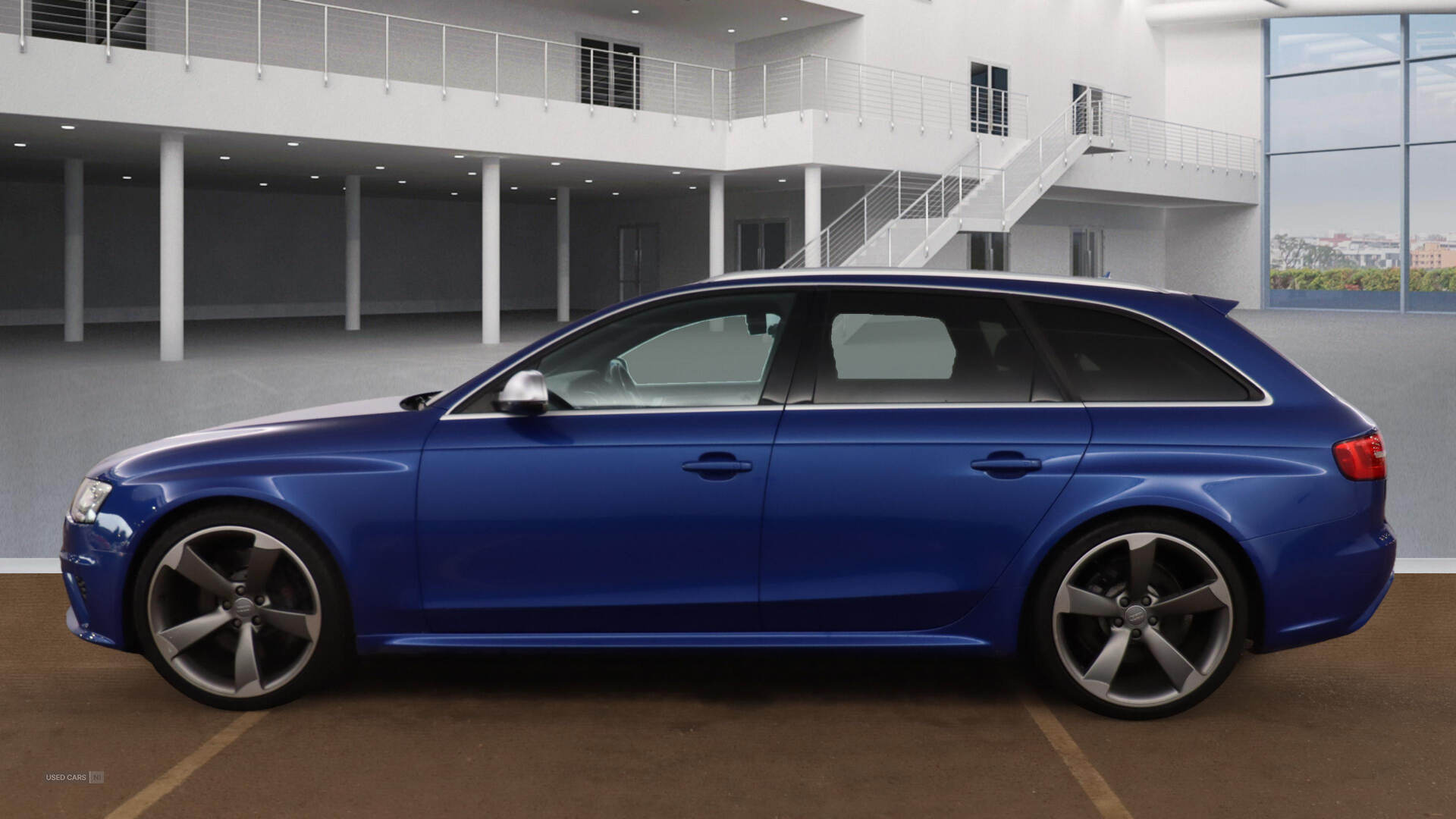 Audi RS4 AVANT in Derry / Londonderry