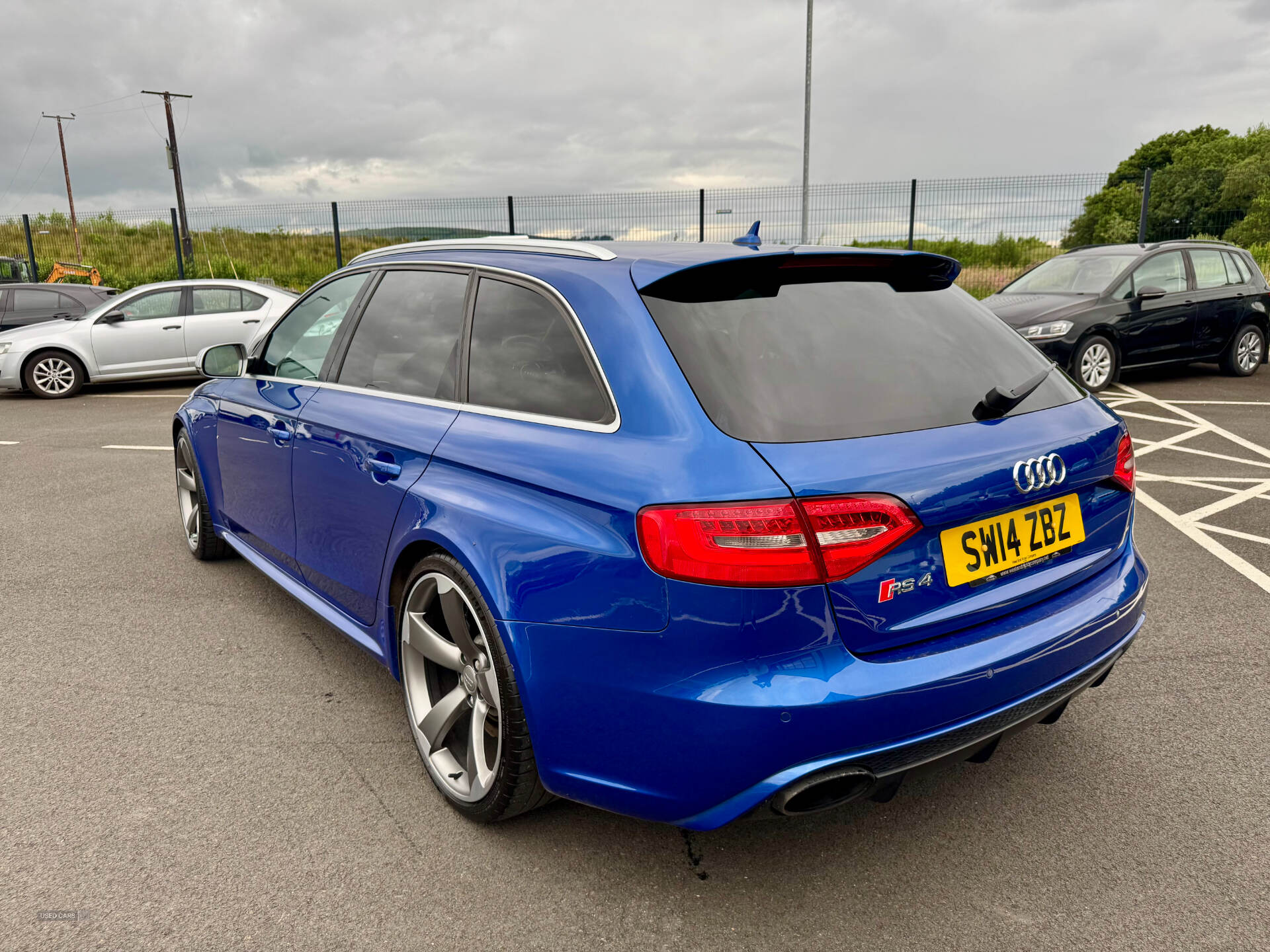 Audi RS4 AVANT in Derry / Londonderry