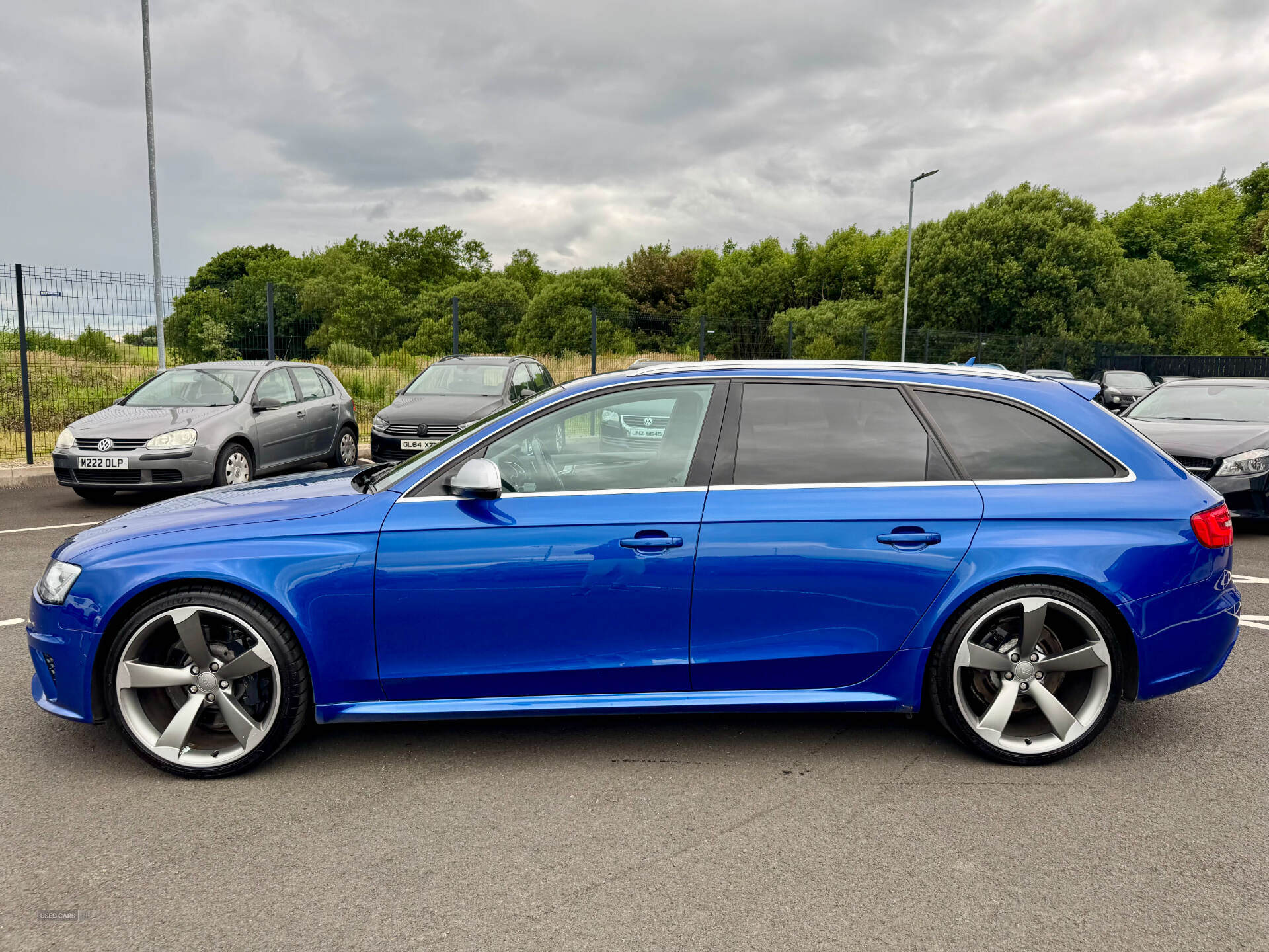 Audi RS4 AVANT in Derry / Londonderry