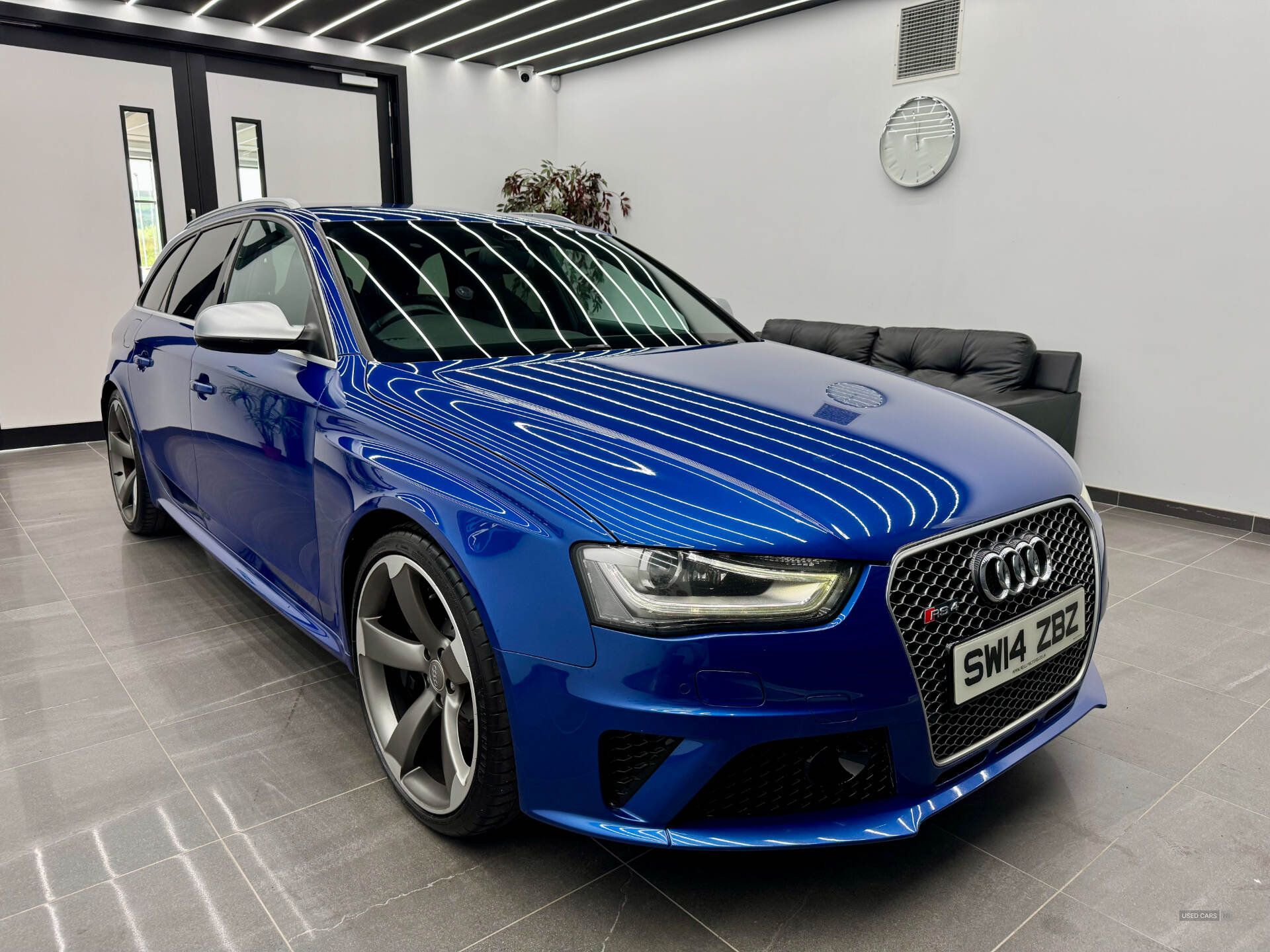 Audi RS4 AVANT in Derry / Londonderry