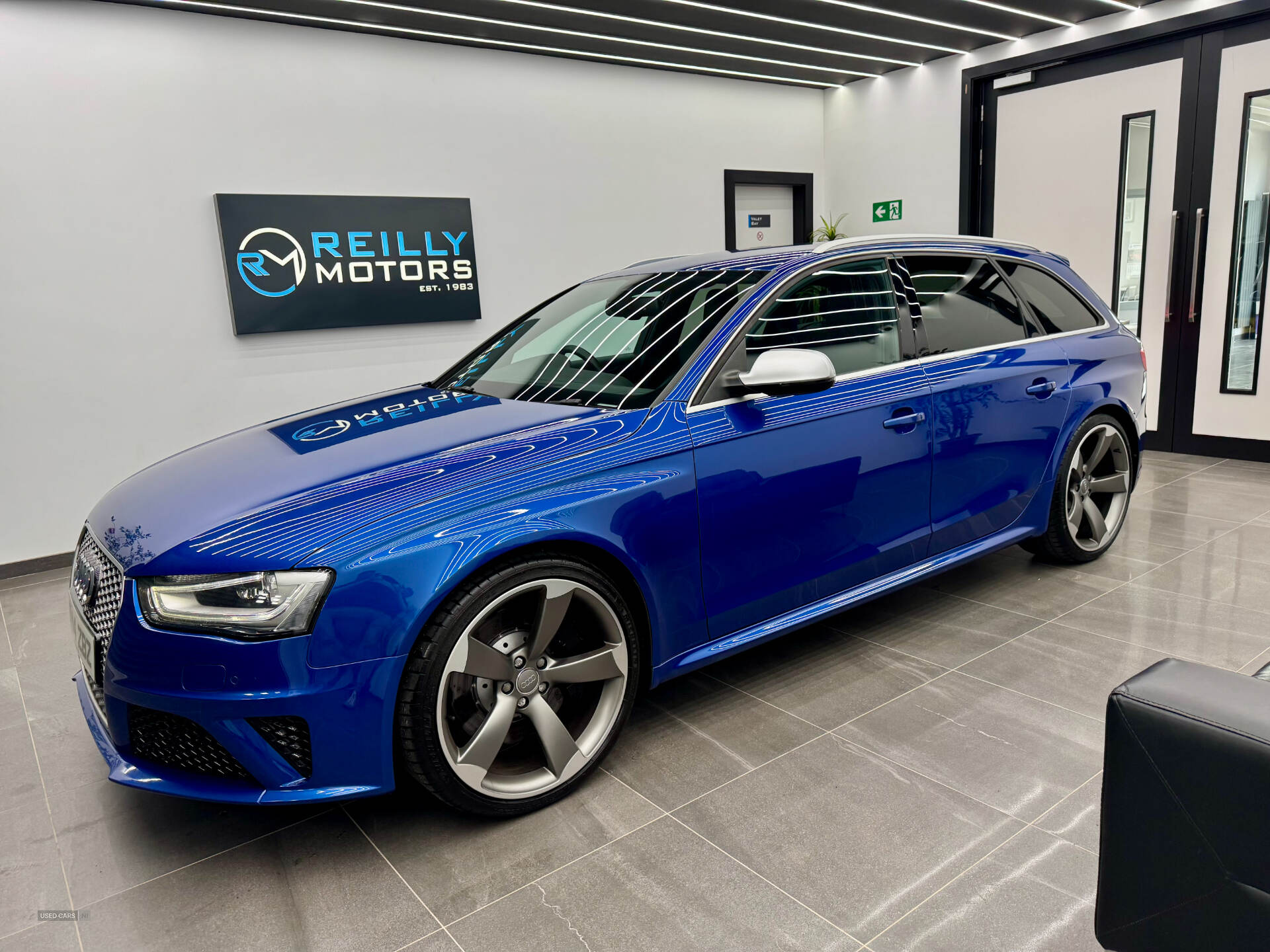 Audi RS4 AVANT in Derry / Londonderry