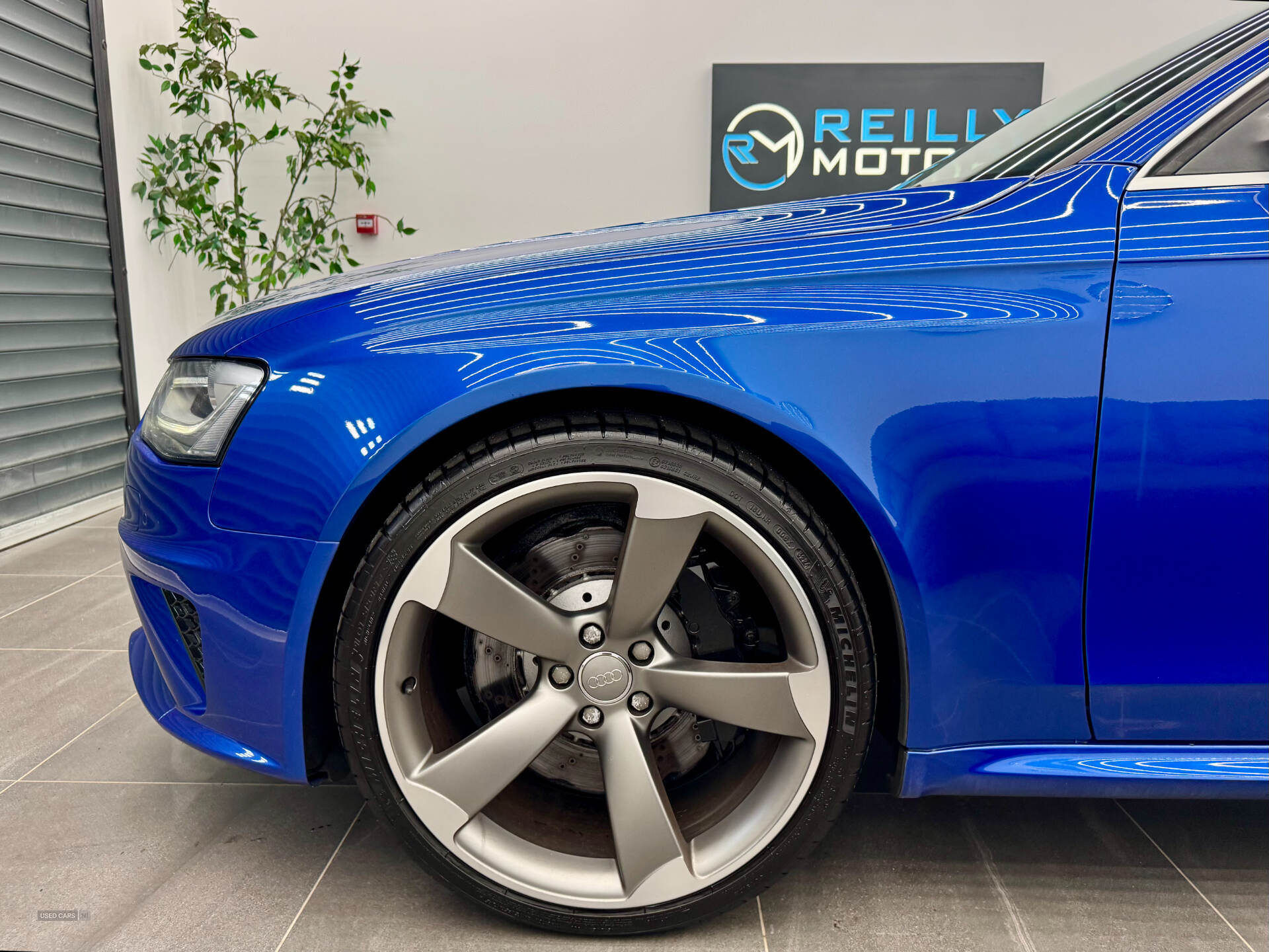 Audi RS4 AVANT in Derry / Londonderry