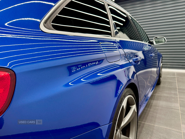 Audi RS4 AVANT in Derry / Londonderry