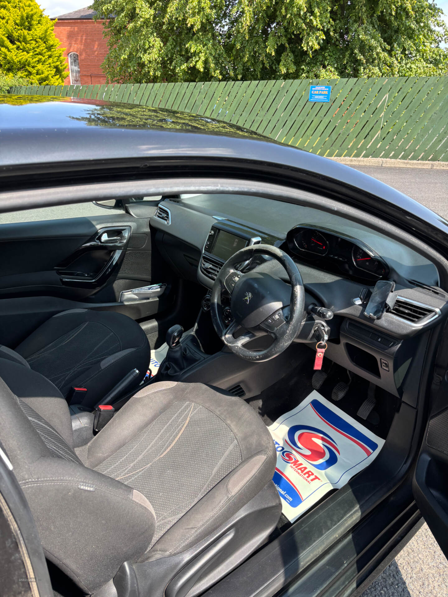 Dec 2012 Peugeot 208 1.4 HDi Active 3dr