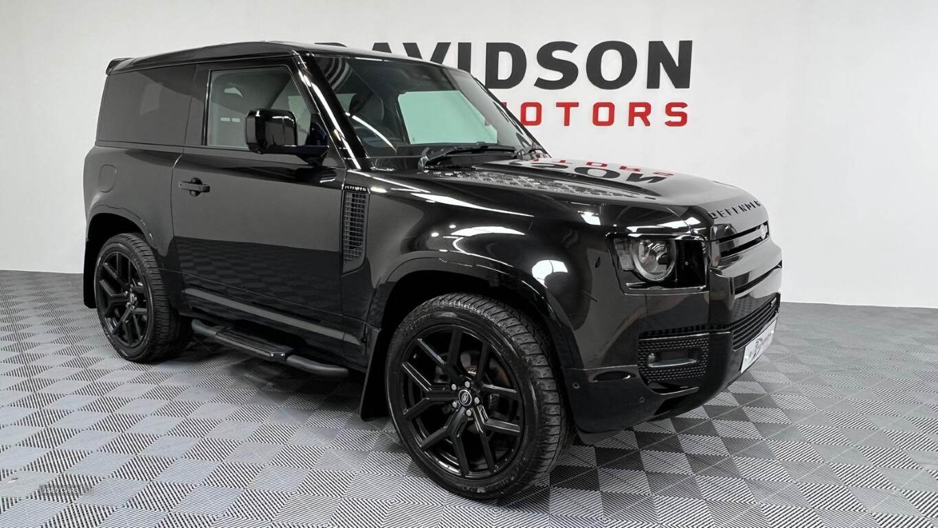 Jan 2022 Land Rover Defender 3.0 D250 X-Dynamic S 90 3dr Auto