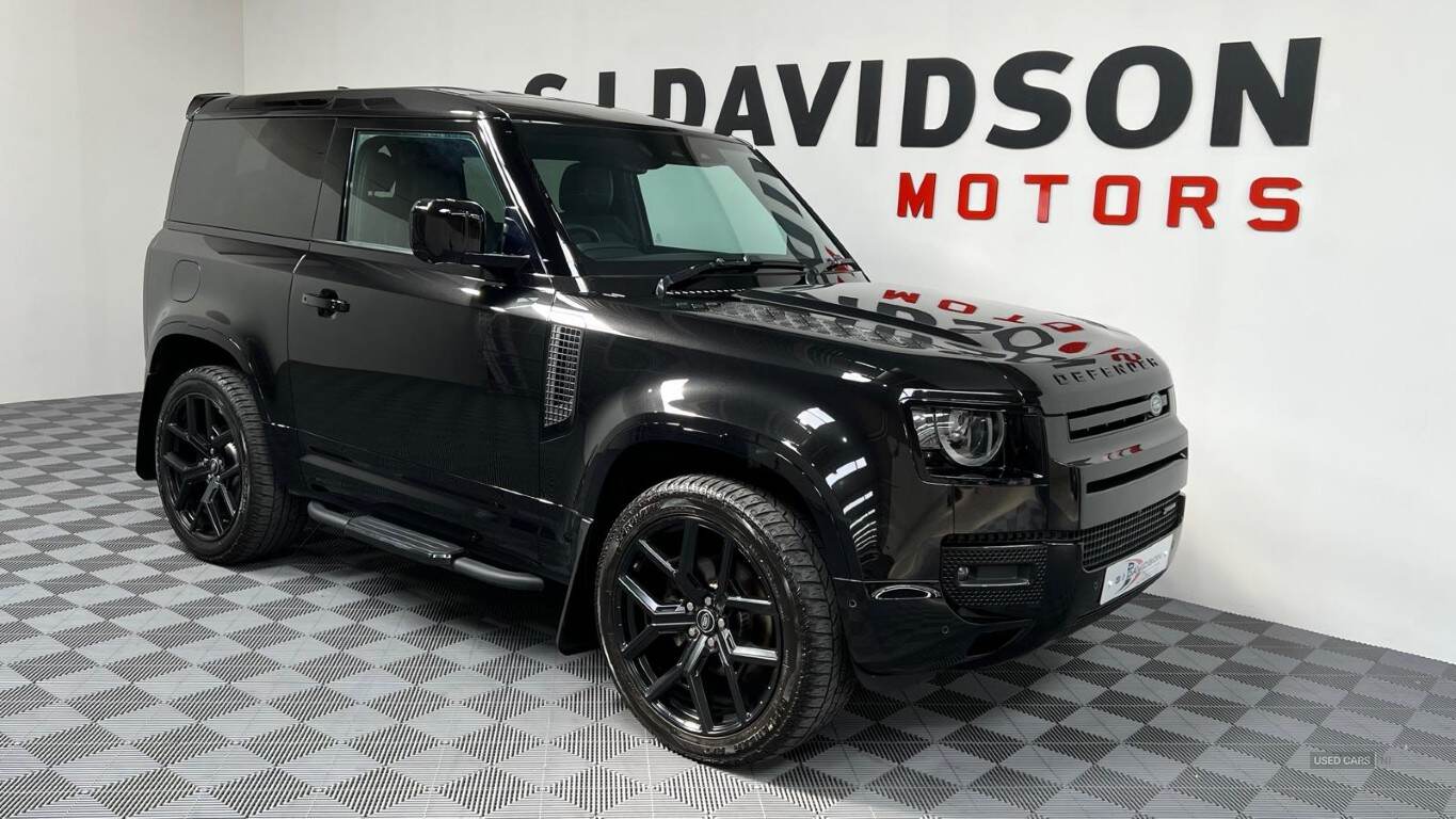 Jan 2022 Land Rover Defender 3.0 D250 X-Dynamic S 90 3dr Auto