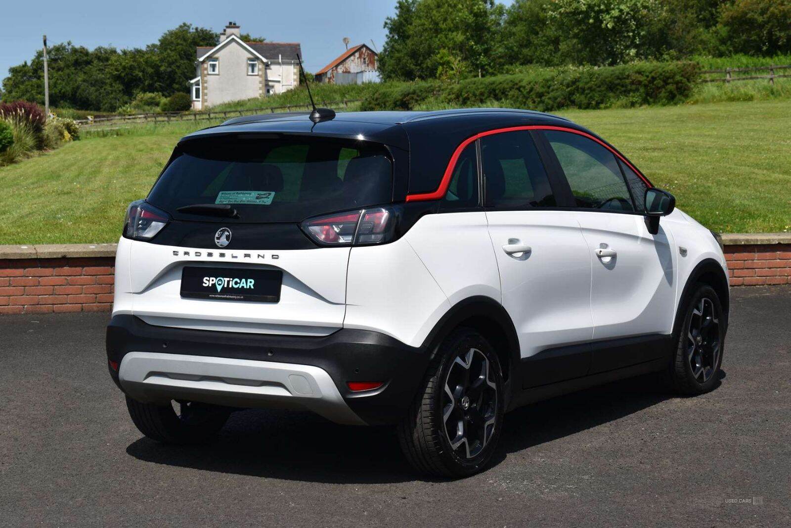 Aug 2021 Vauxhall Crossland 1.2 SRi Nav 5dr
