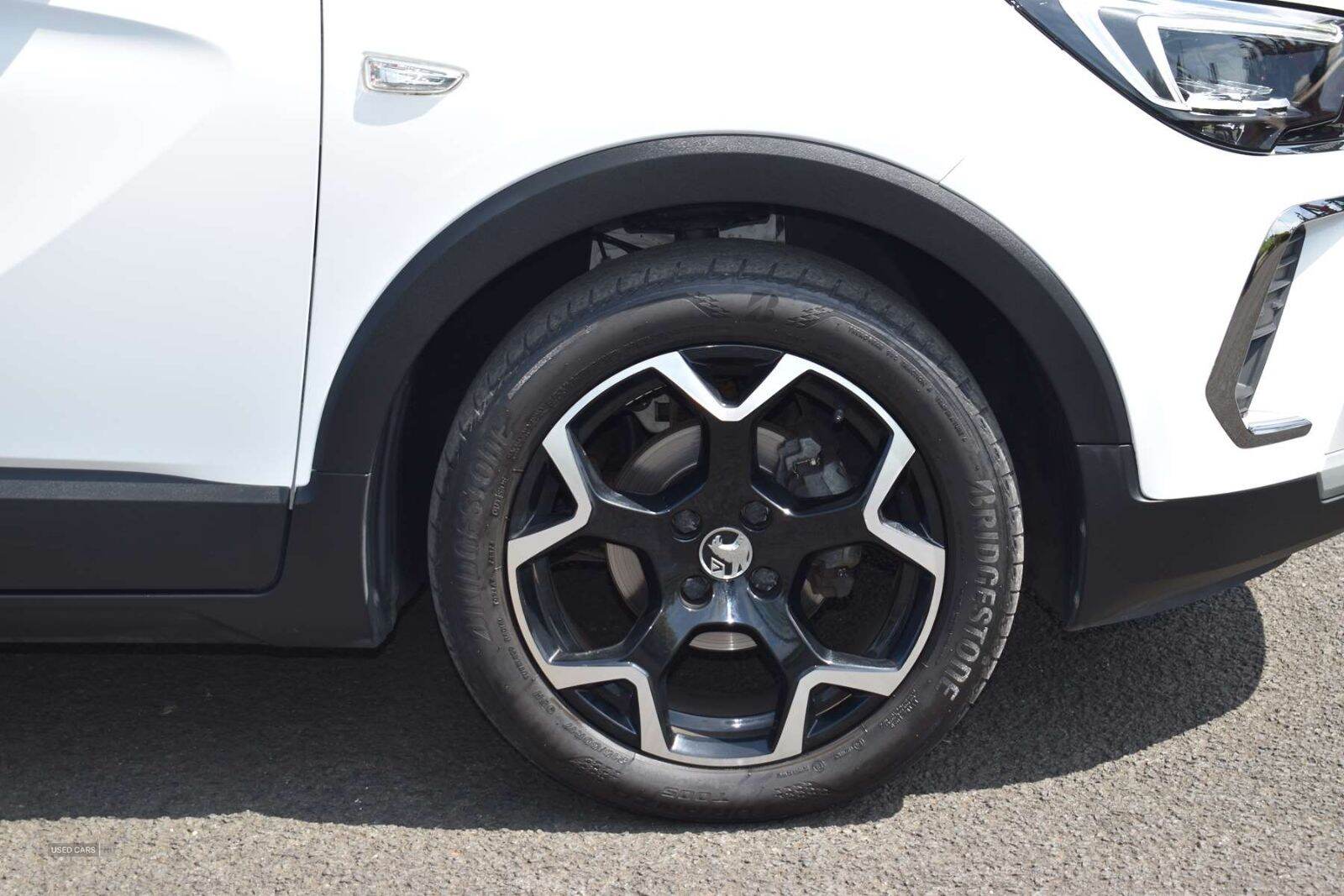 Aug 2021 Vauxhall Crossland 1.2 SRi Nav 5dr