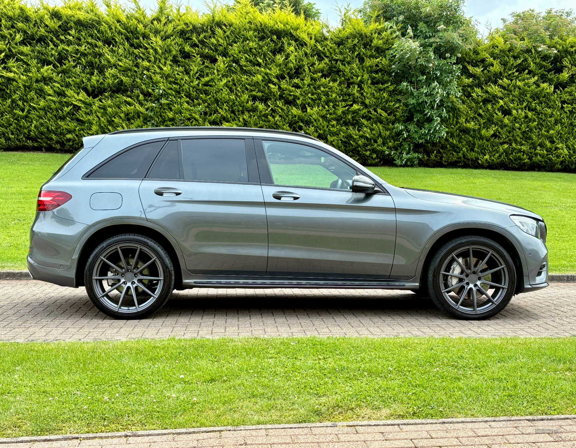 Aug 2017 Mercedes GLC-Class GLC 350d 4Matic AMG Line Premium 5dr 9G-Tronic