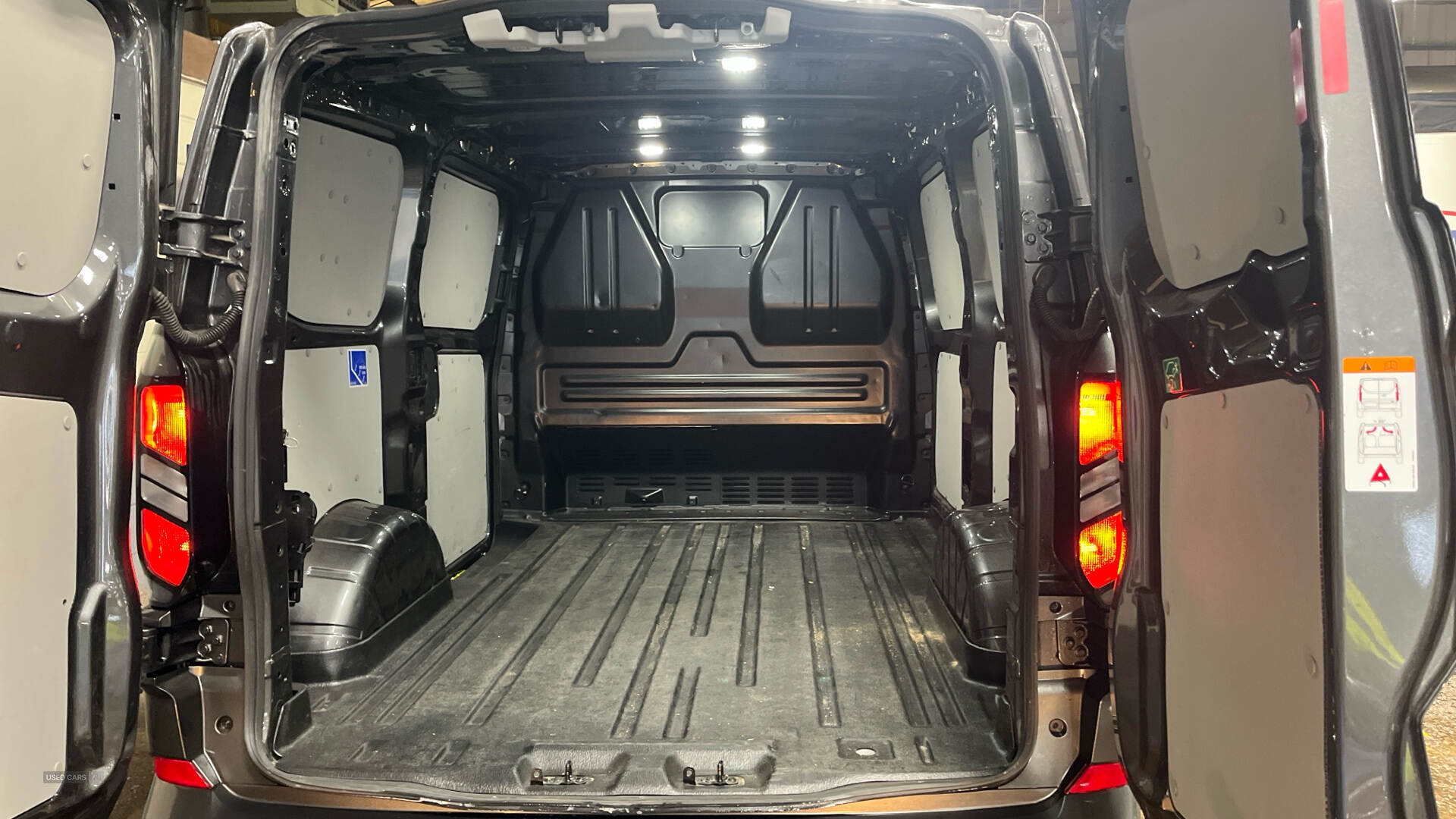 Ford Transit Custom 320 L1 DIESEL FWD in Tyrone