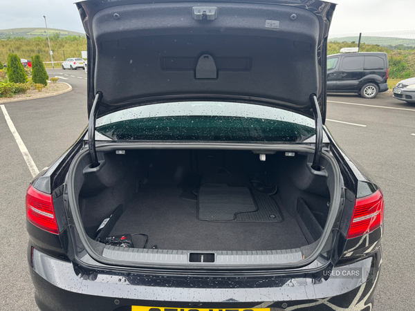 Volkswagen Passat DIESEL SALOON in Derry / Londonderry