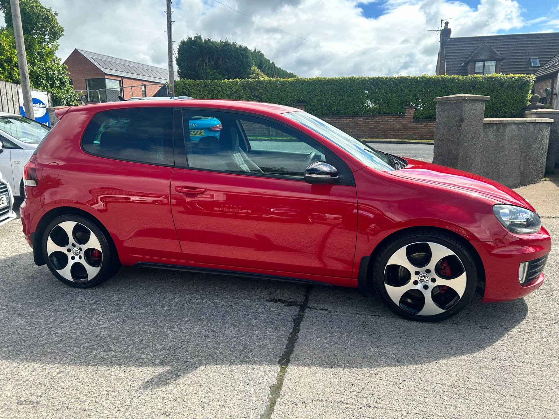 Volkswagen Golf HATCHBACK in Down