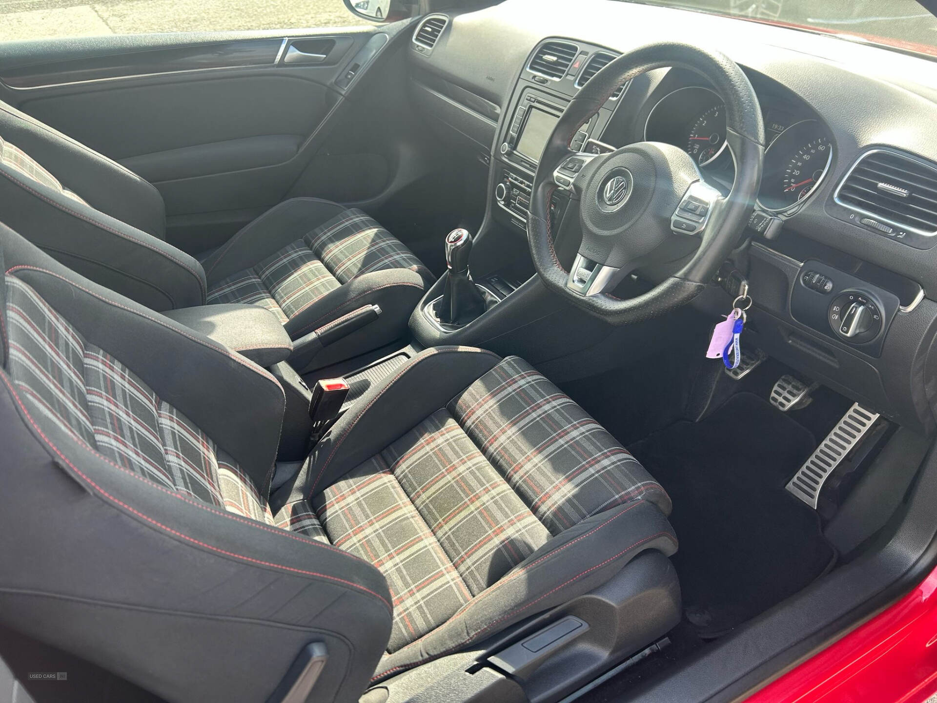 Volkswagen Golf HATCHBACK in Down
