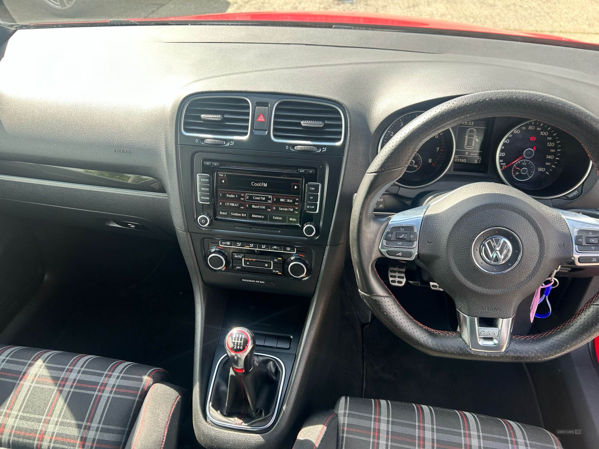 Volkswagen Golf HATCHBACK in Down