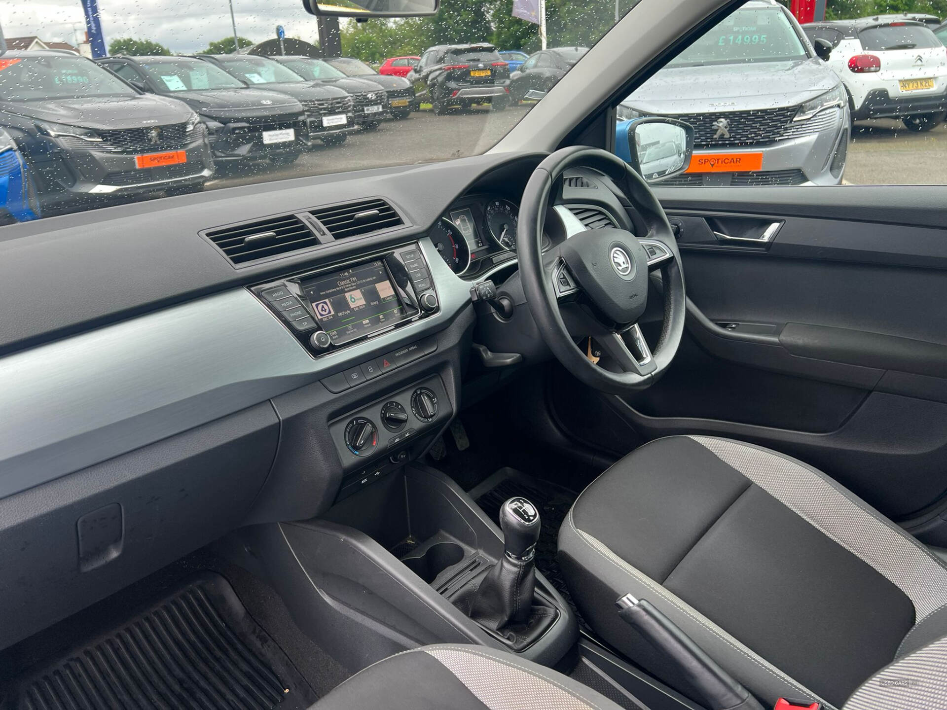 Feb 2016 Skoda Fabia 1.0 MPI SE 5dr