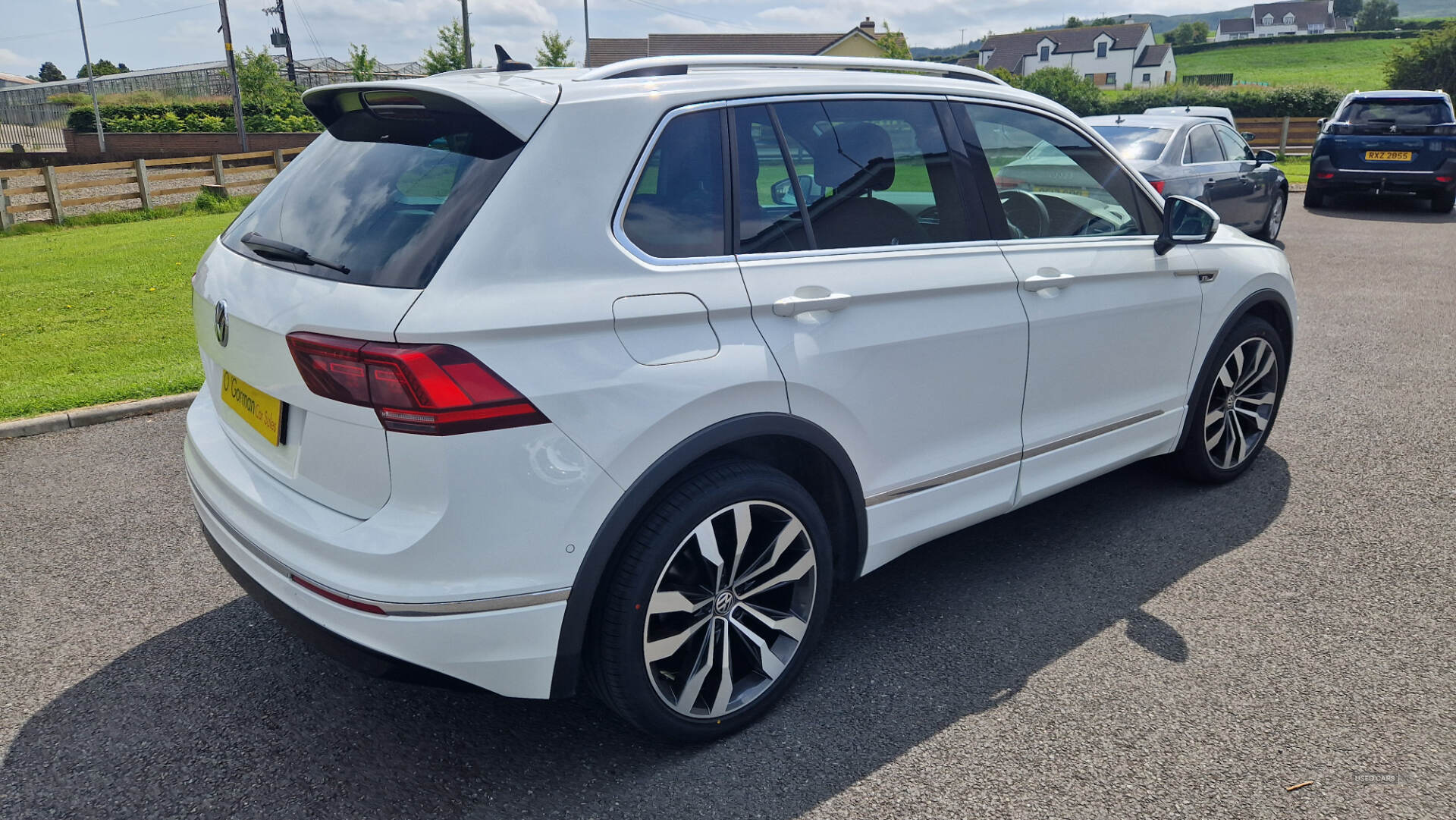 Volkswagen Tiguan DIESEL ESTATE in Down
