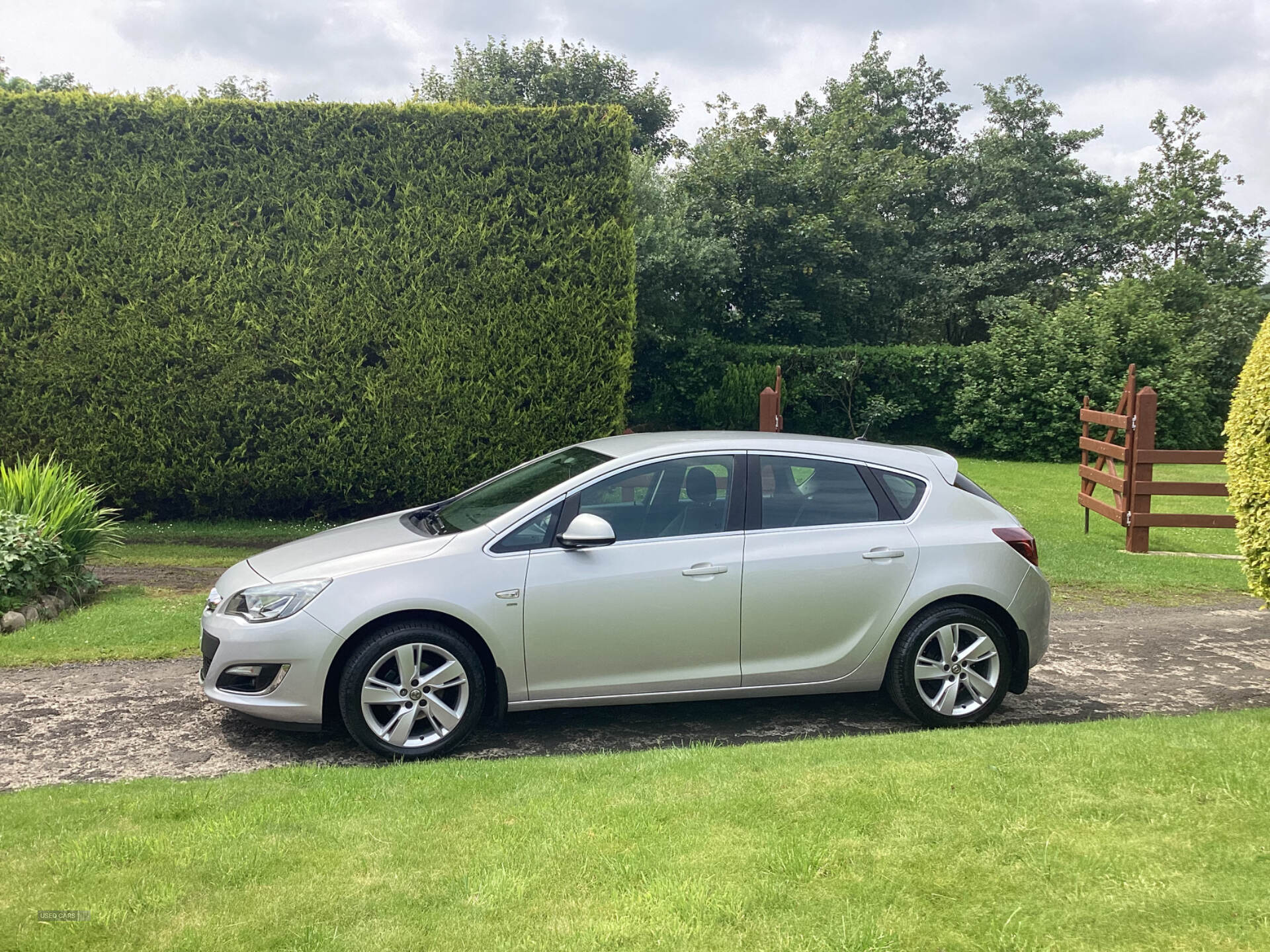 Jan 2016 Vauxhall Astra 1.6i 16V SRi 5dr