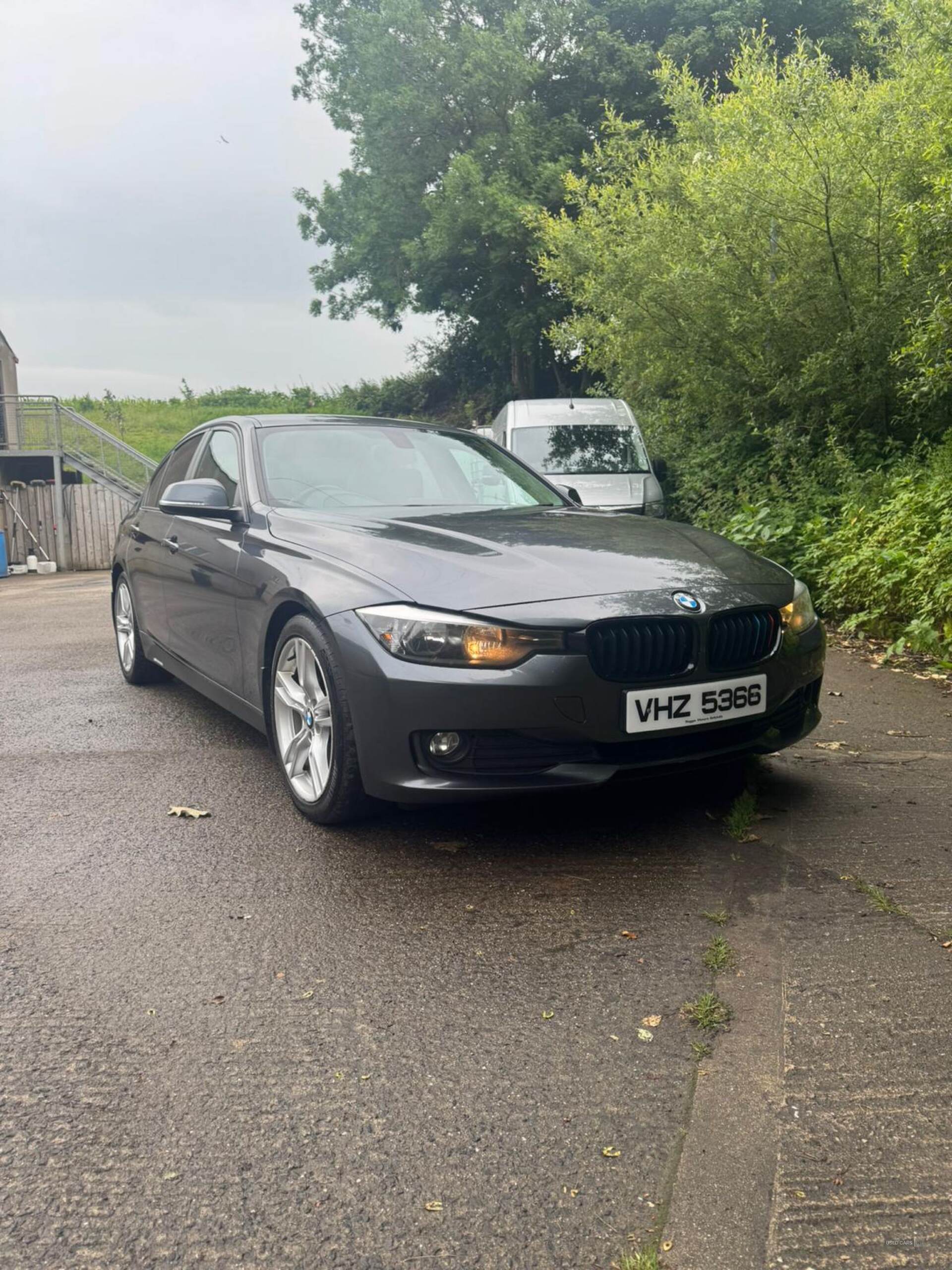 Apr 2013 BMW 3 Series 320d BluePerformance EfficientDynamics 4dr
