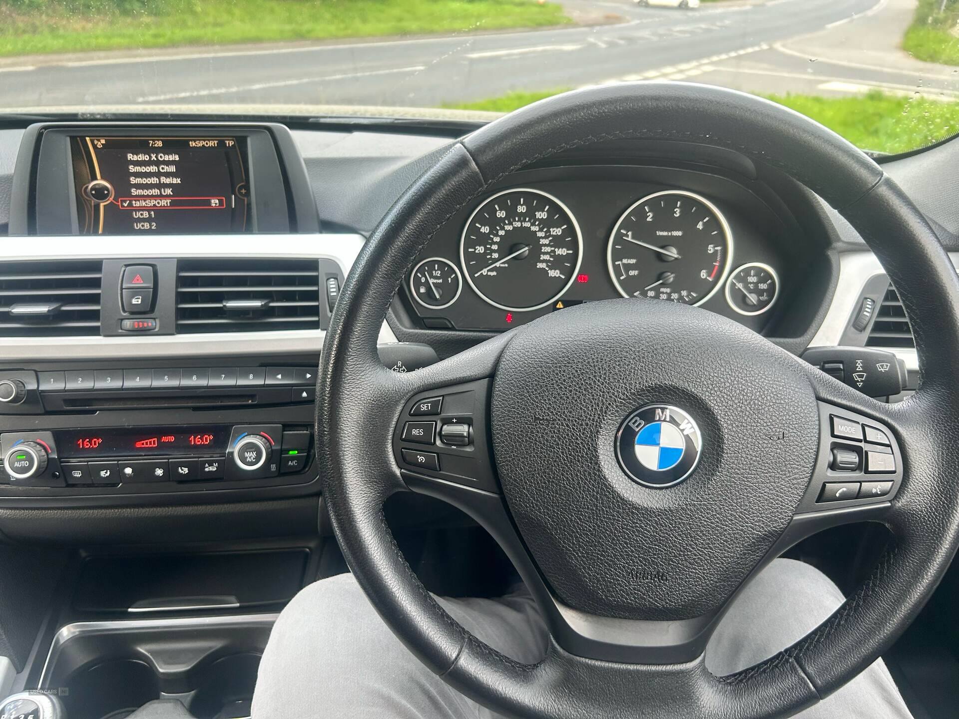Apr 2013 BMW 3 Series 320d BluePerformance EfficientDynamics 4dr