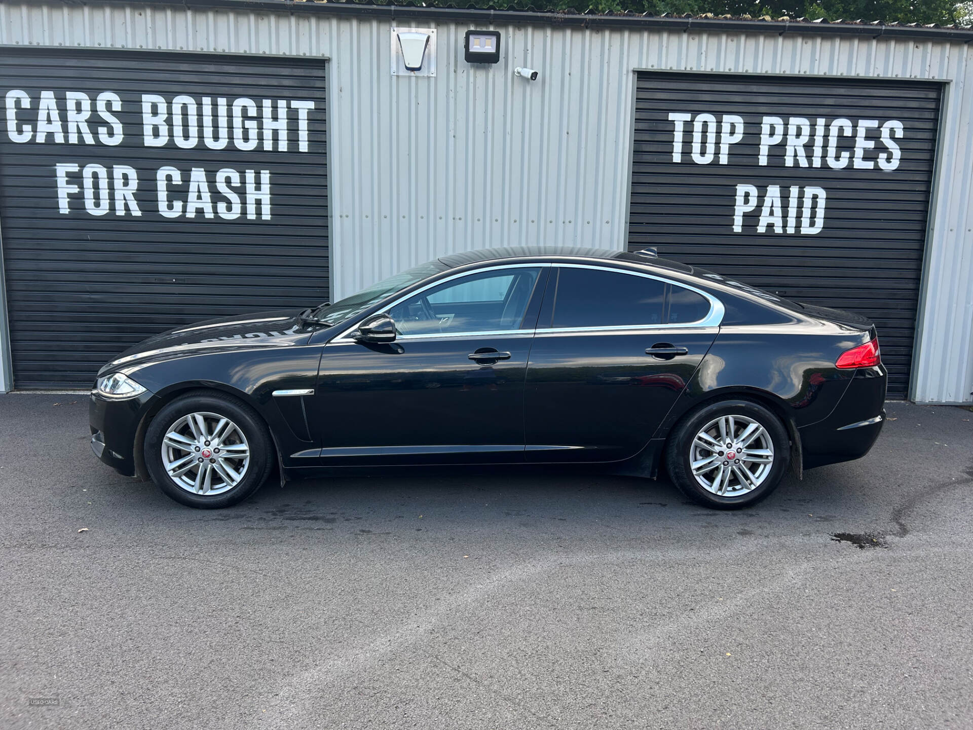 Apr 2014 Jaguar XF 2.2d [163] Luxury 4dr Auto