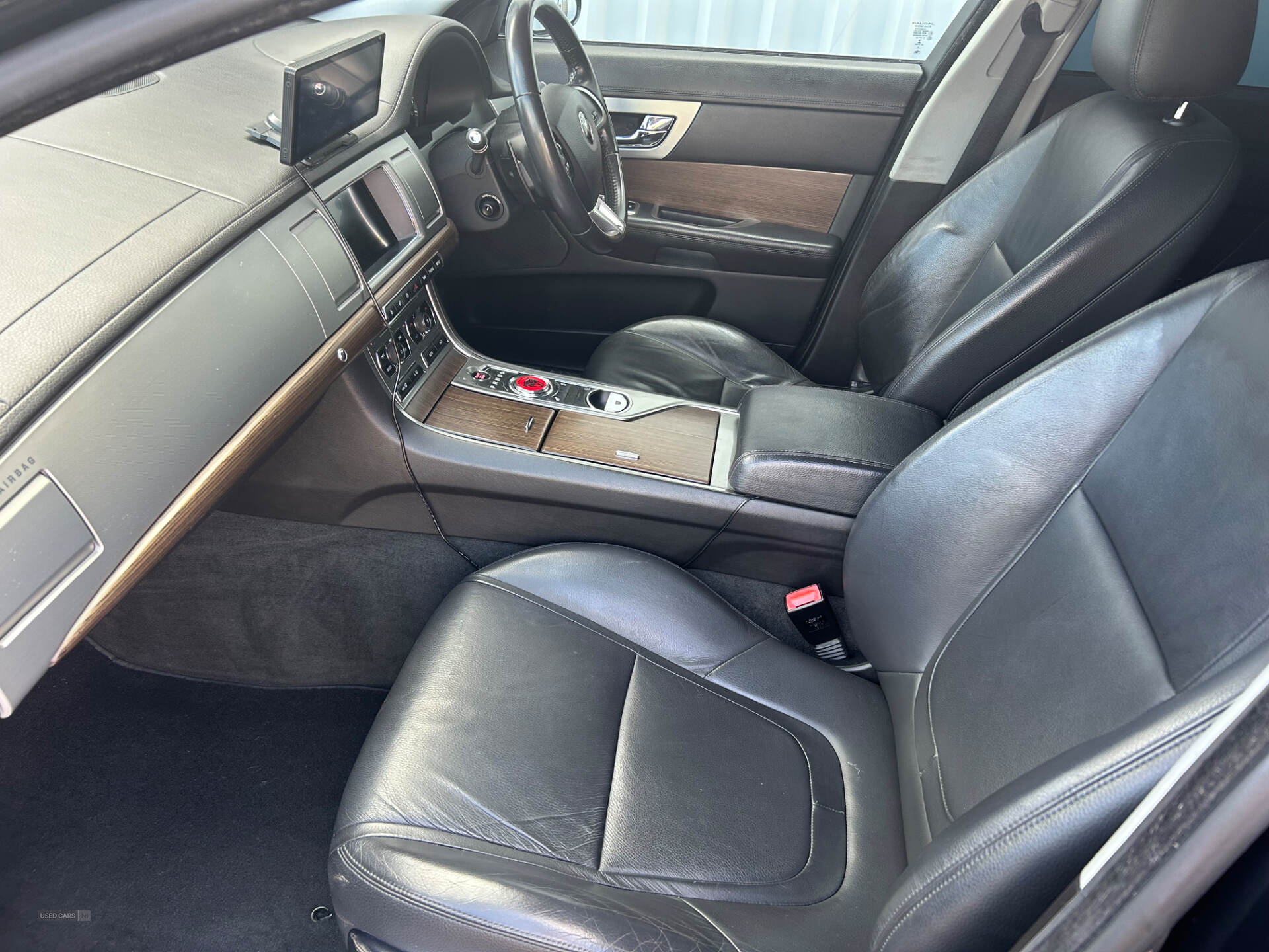 Apr 2014 Jaguar XF 2.2d [163] Luxury 4dr Auto