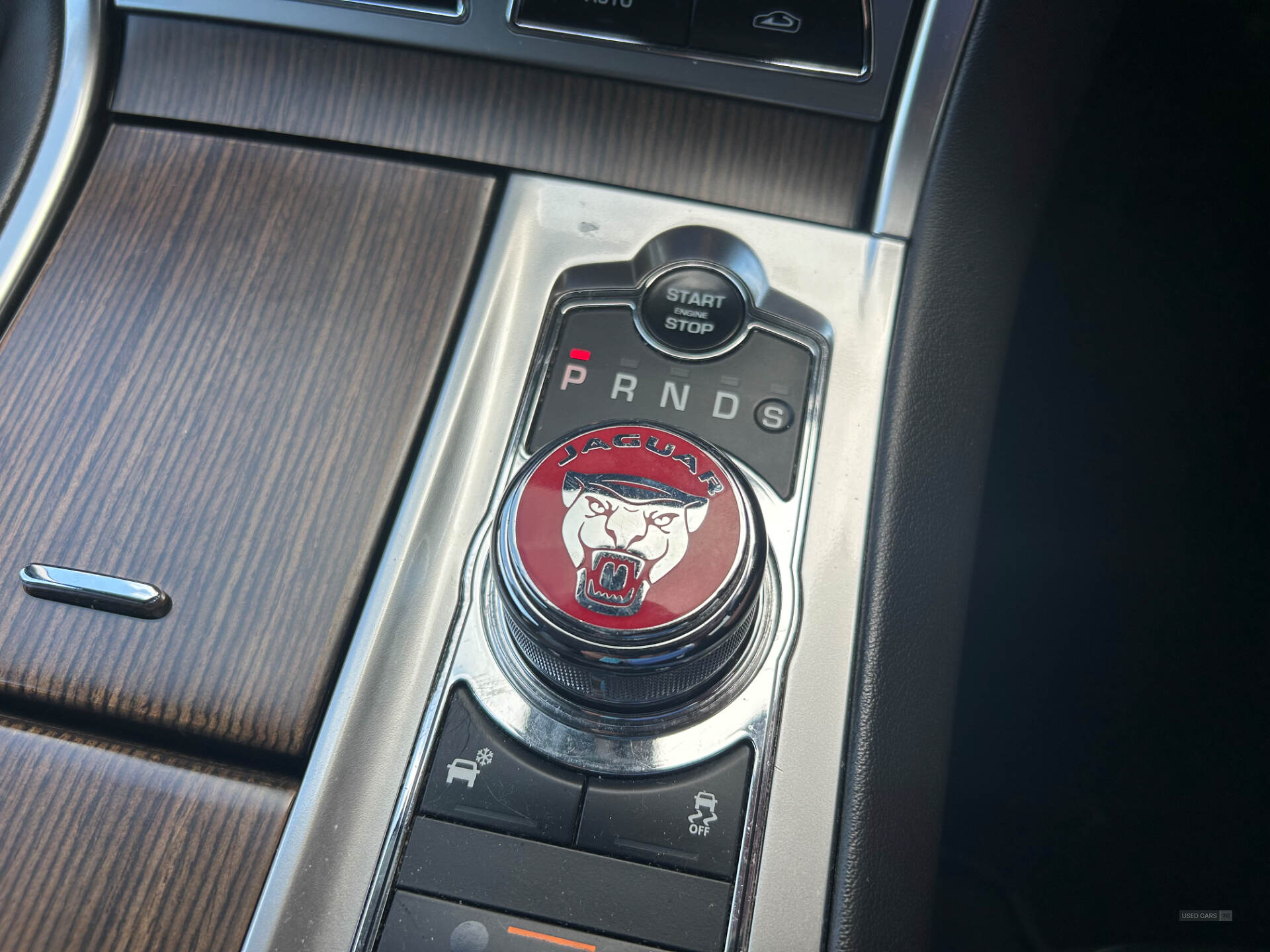 Apr 2014 Jaguar XF 2.2d [163] Luxury 4dr Auto
