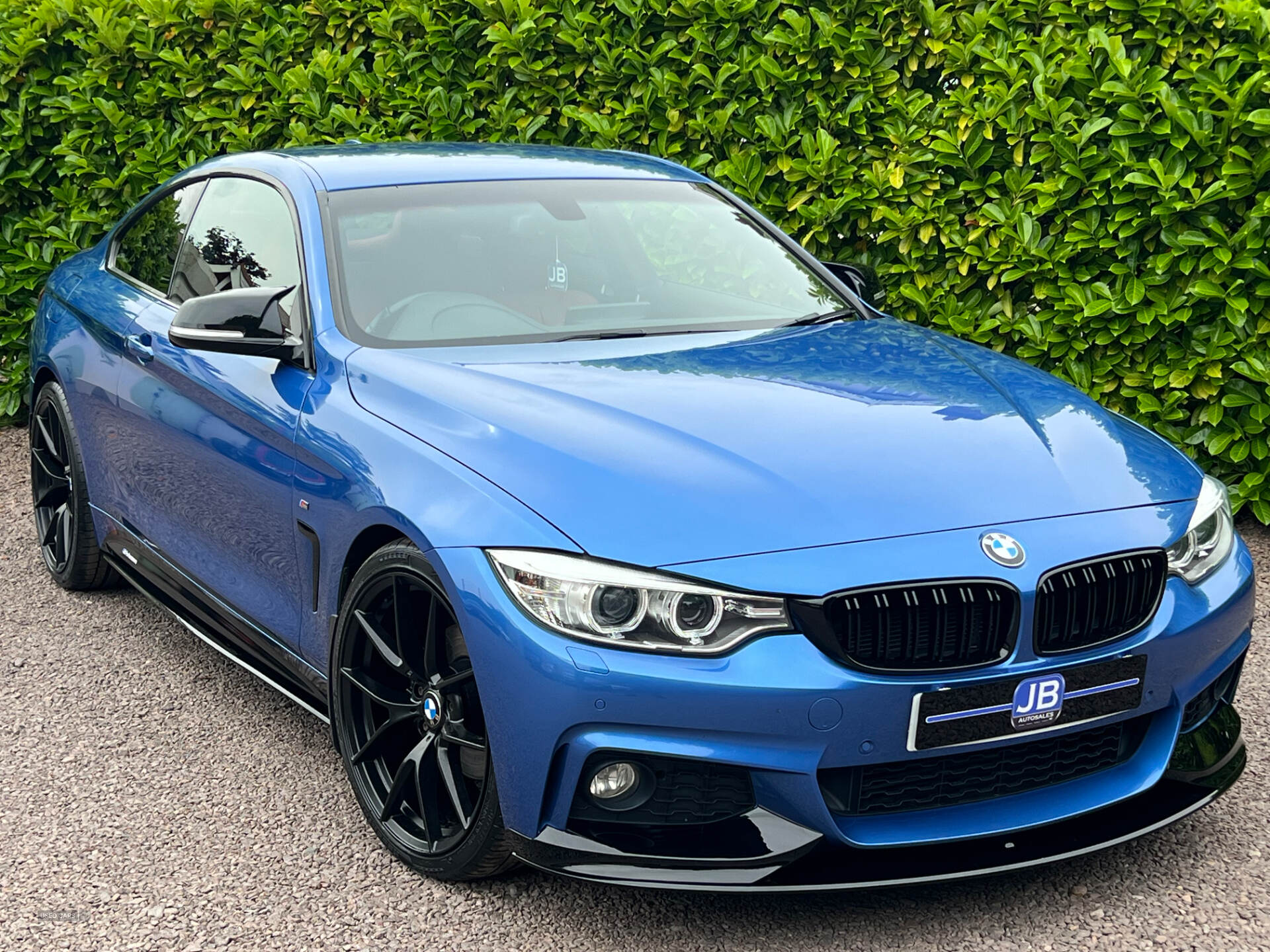 Dec 2015 BMW 4 Series 420d [190] M Sport 2dr Auto [Professional Media]