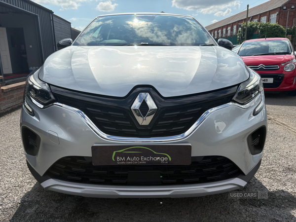 Renault Captur HATCHBACK in Down