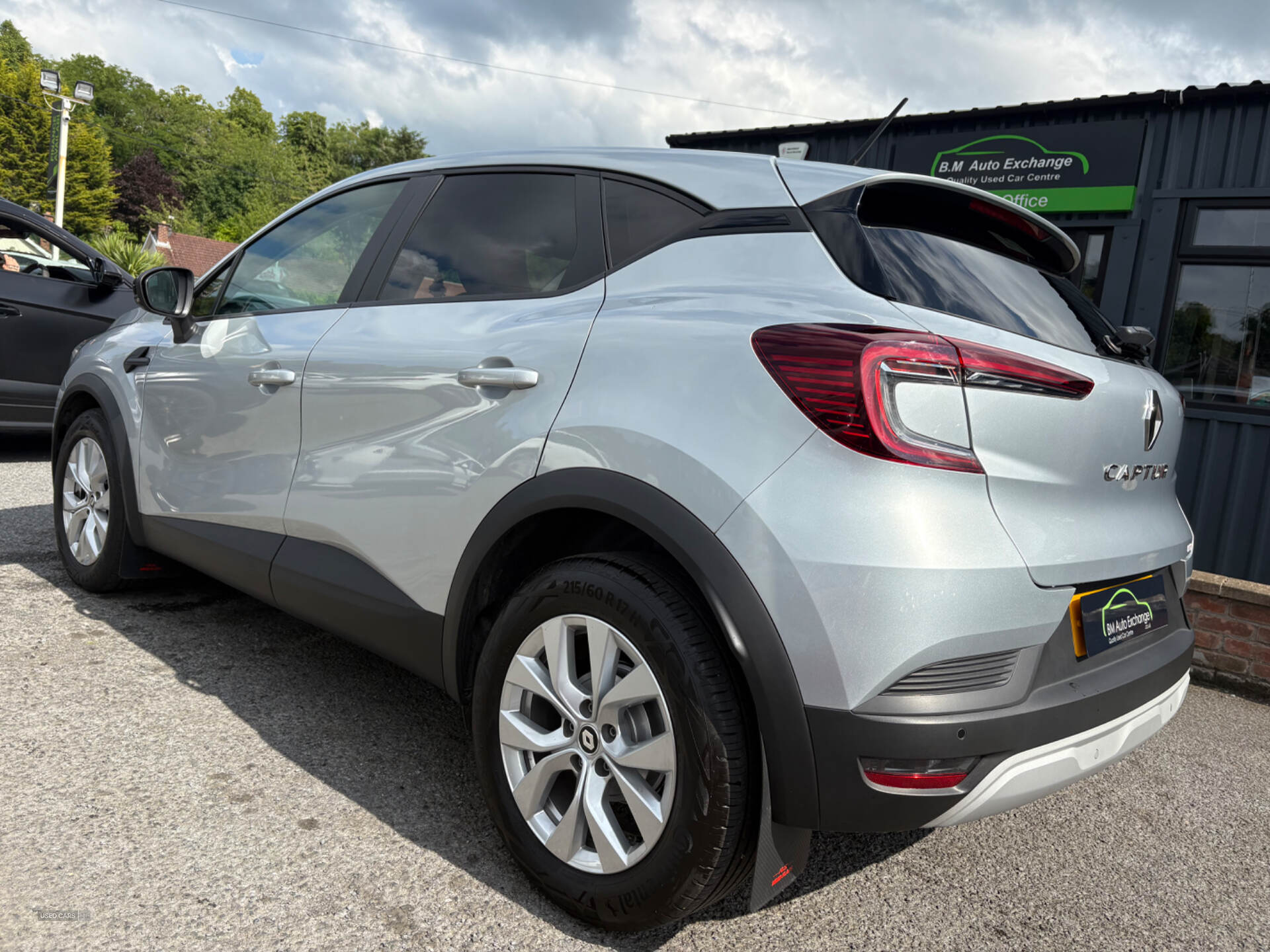 Renault Captur HATCHBACK in Down