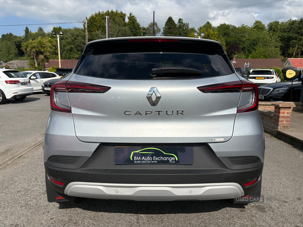 Renault Captur HATCHBACK in Down