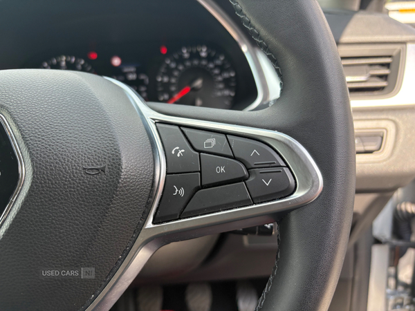 Renault Captur HATCHBACK in Down