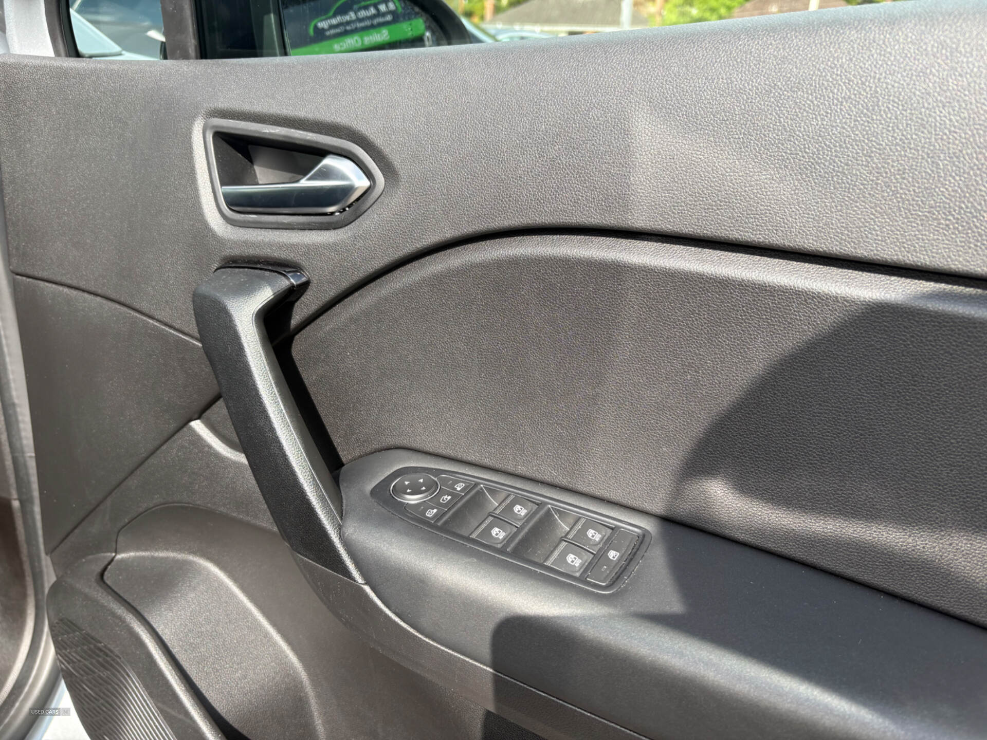 Renault Captur HATCHBACK in Down