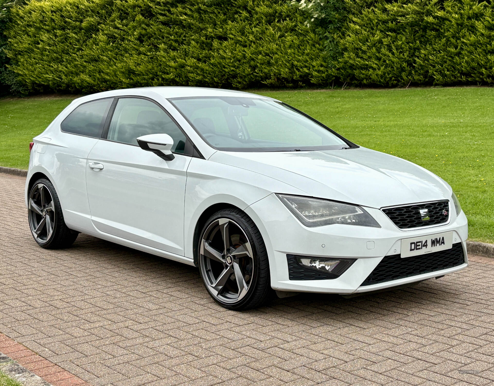 May 2014 Seat Leon 2.0 TDI 184 FR 3dr [Technology Pack]