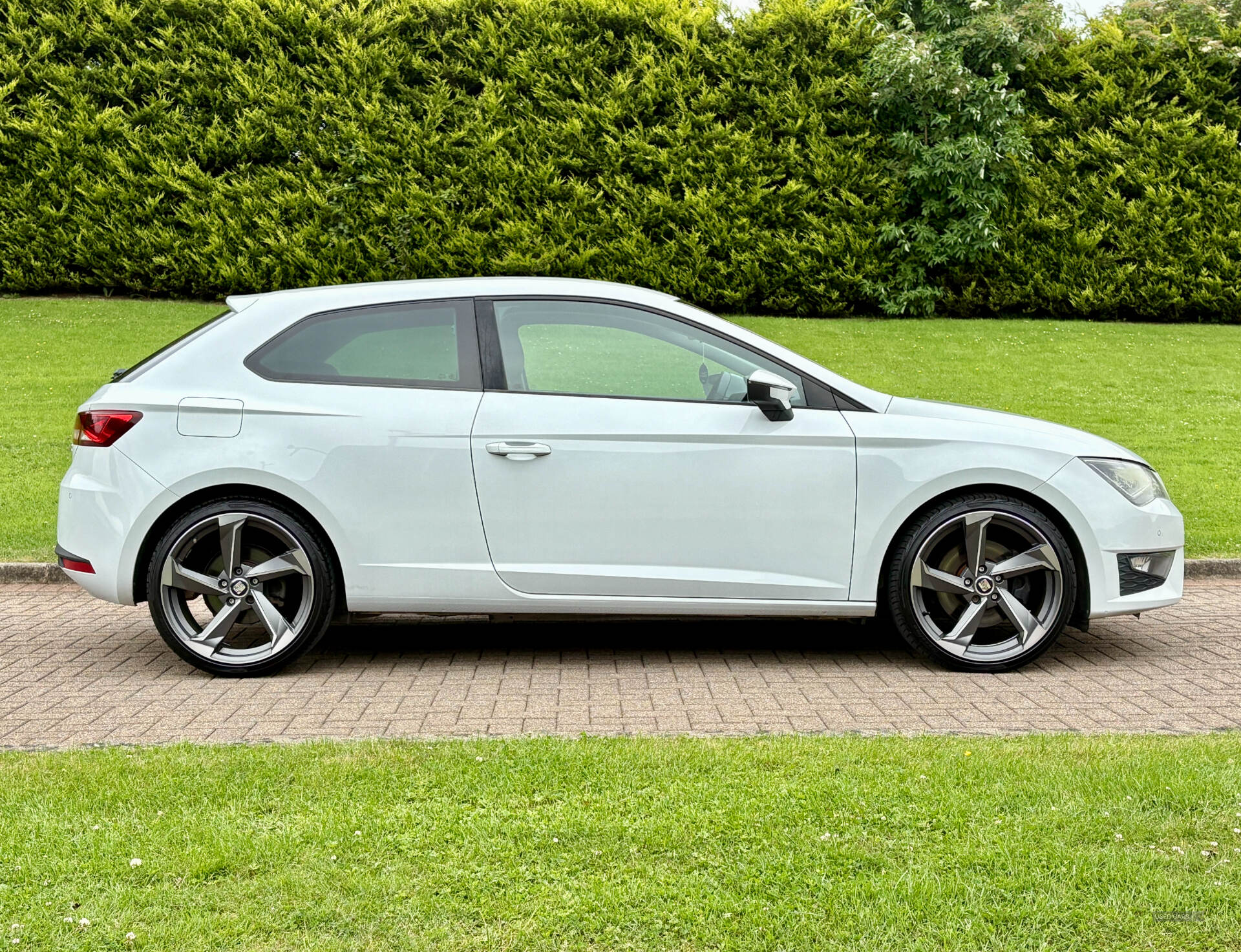 May 2014 Seat Leon 2.0 TDI 184 FR 3dr [Technology Pack]