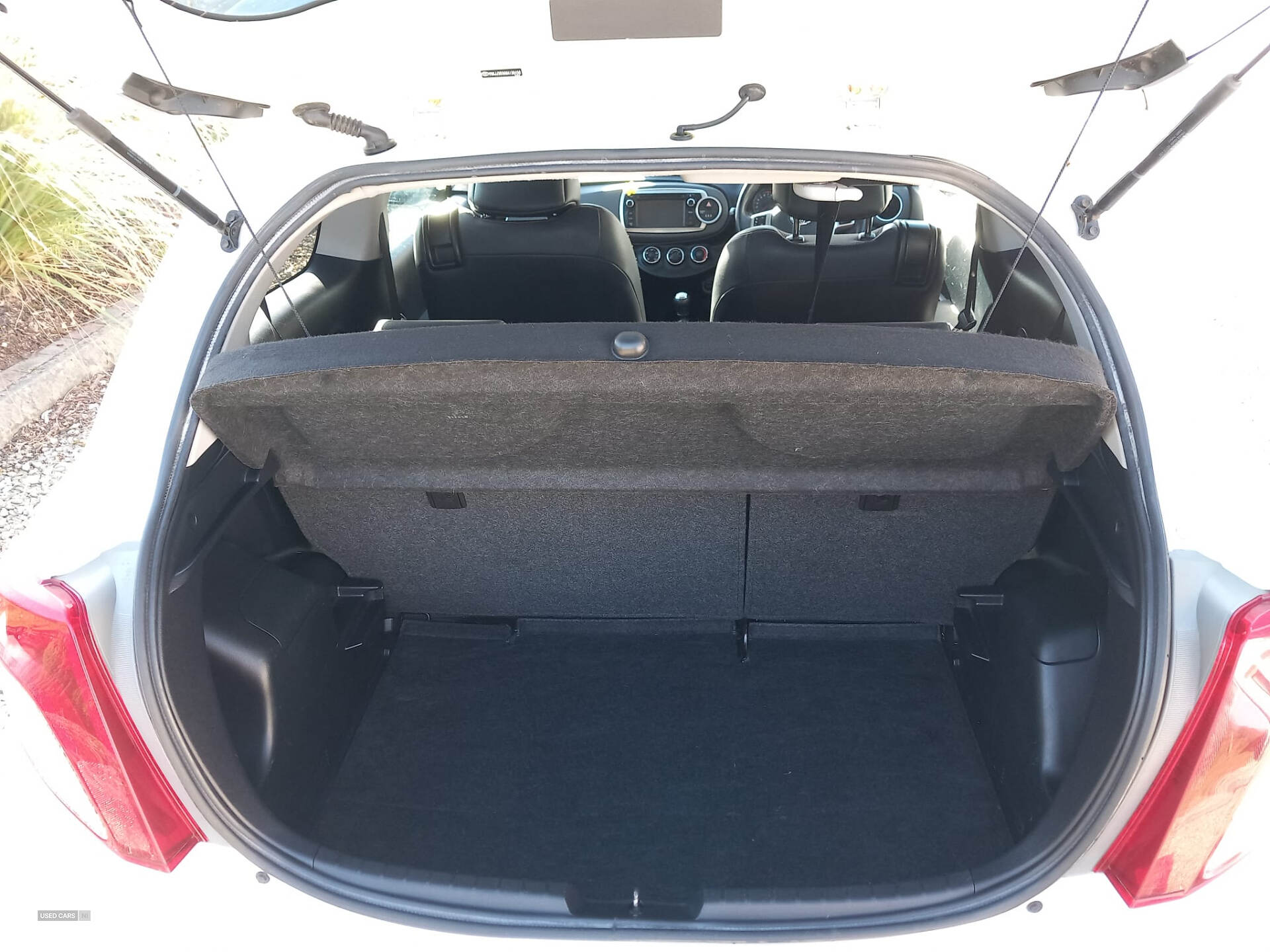 Mar 2013 Toyota Yaris 1.33 VVT-i SR 3dr