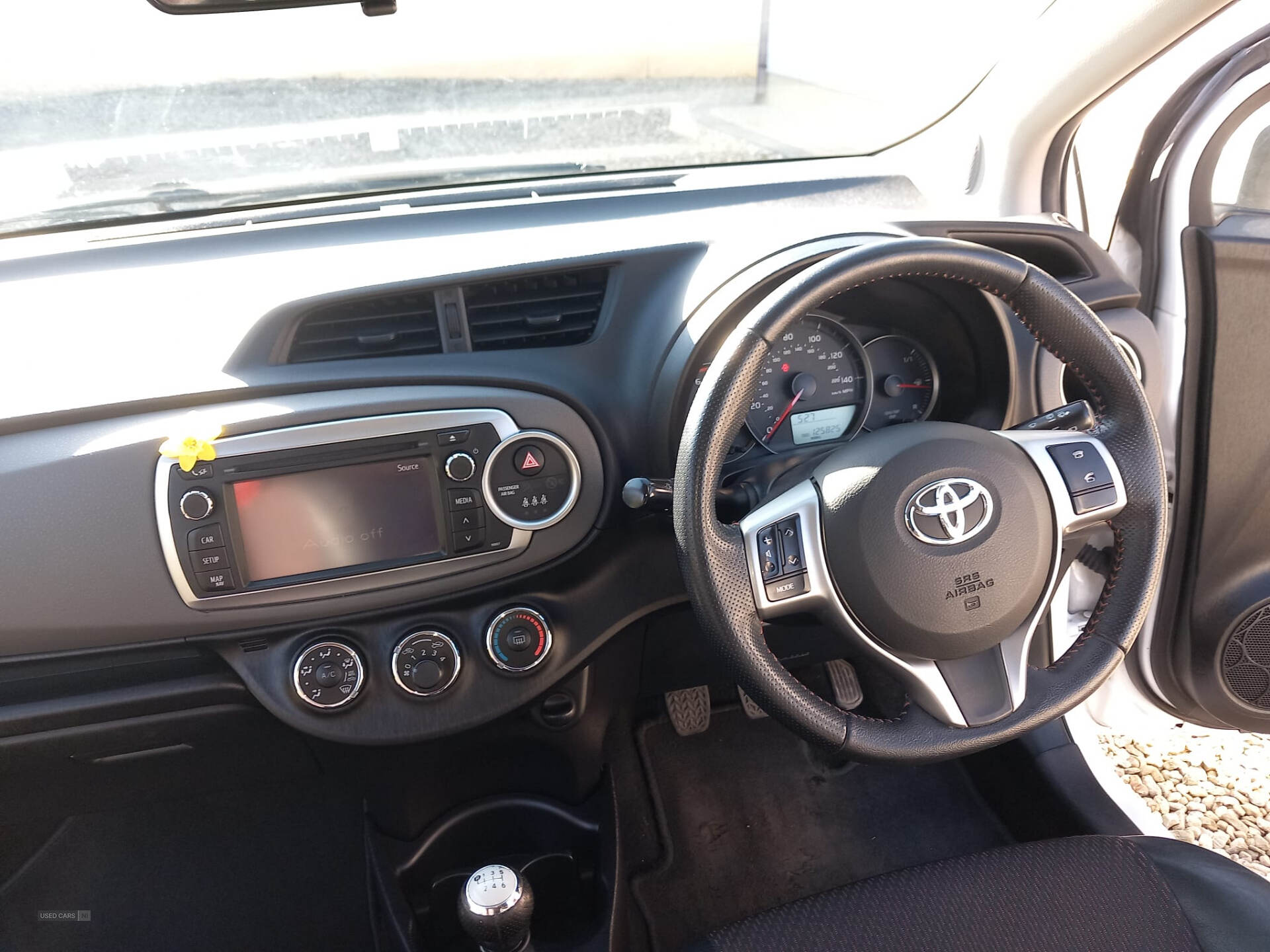 Mar 2013 Toyota Yaris 1.33 VVT-i SR 3dr