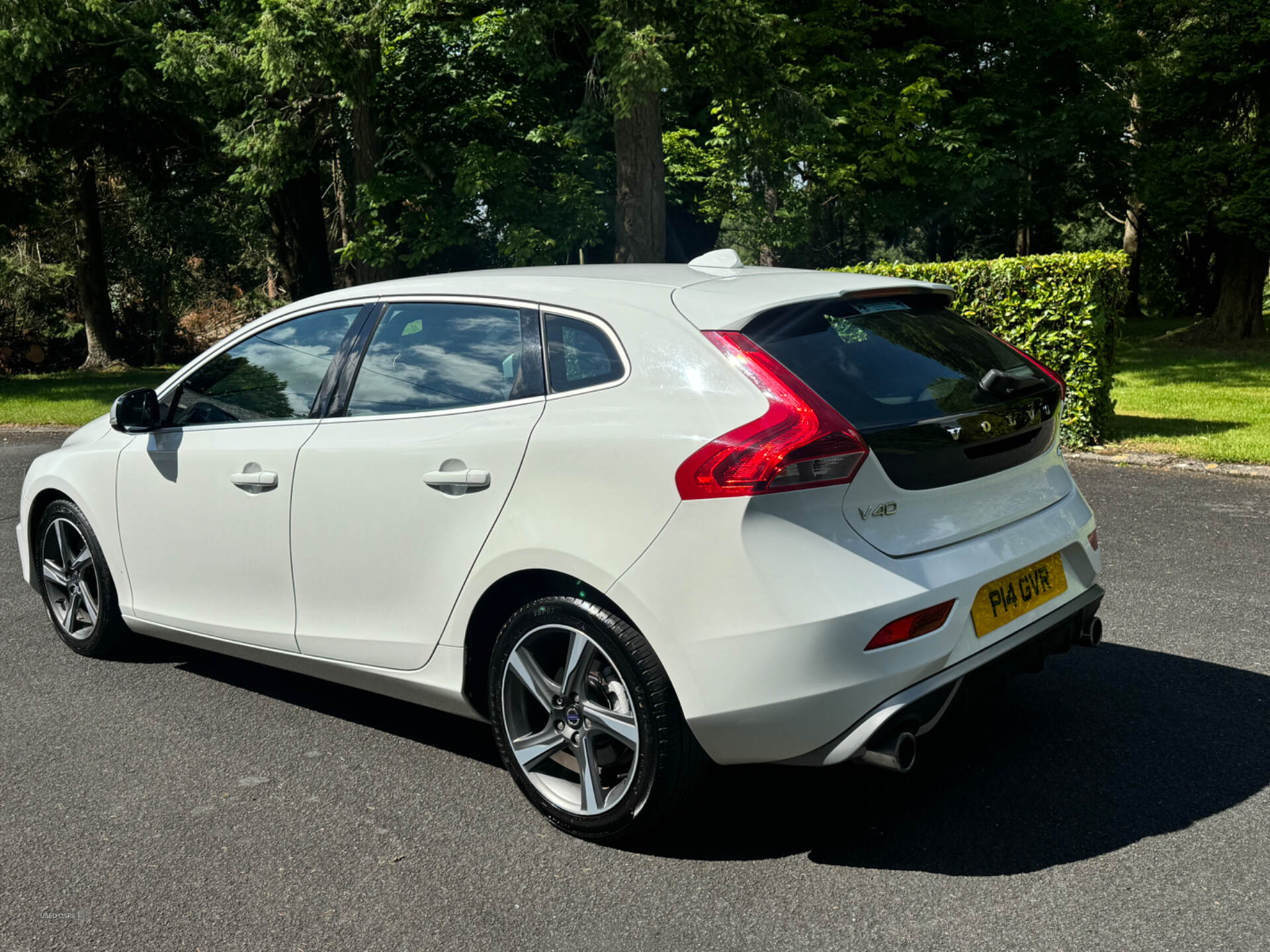 Oct 2014 Volvo V40 D2 R DESIGN 5dr Powershift