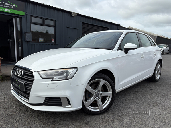 Audi A3 DIESEL SPORTBACK in Down