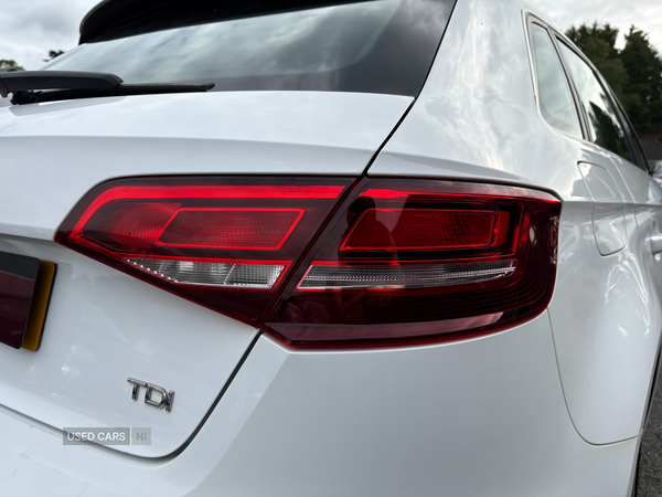 Audi A3 DIESEL SPORTBACK in Down