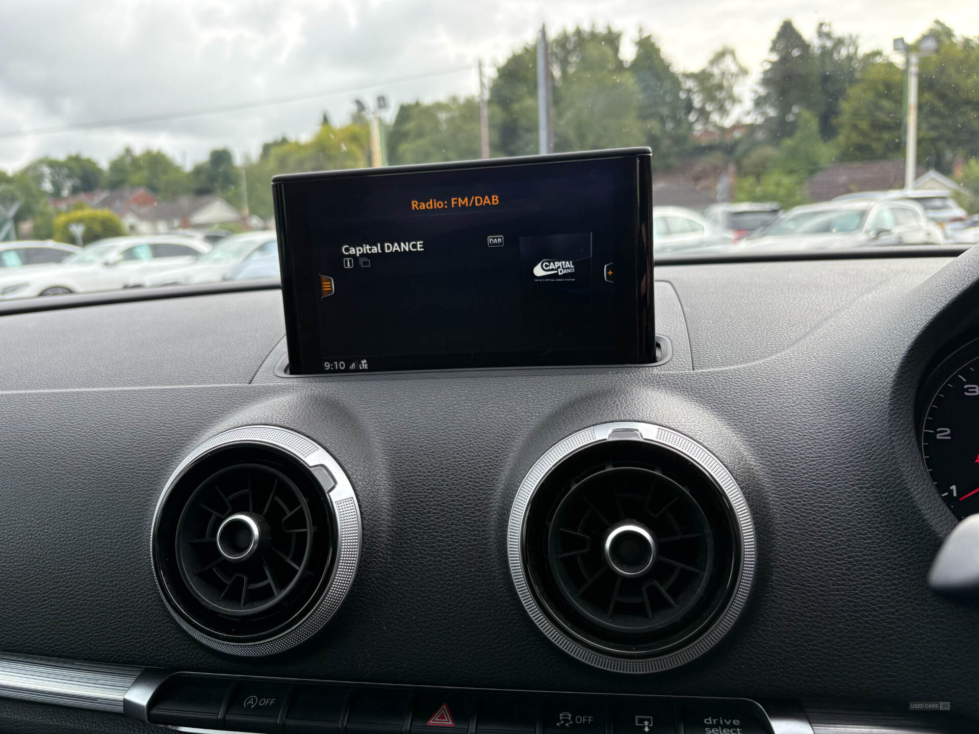Audi A3 DIESEL SPORTBACK in Down