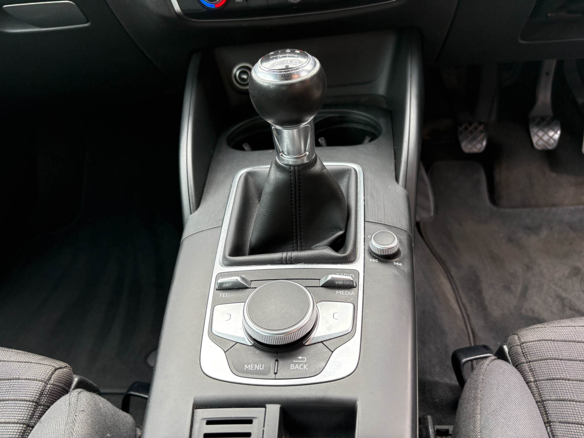 Audi A3 DIESEL SPORTBACK in Down
