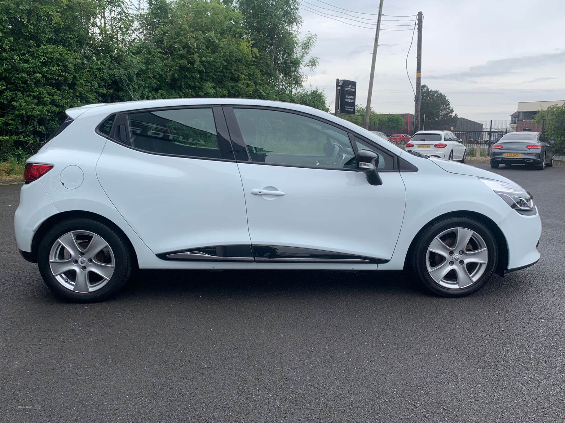 Renault Clio DIESEL HATCHBACK in Antrim