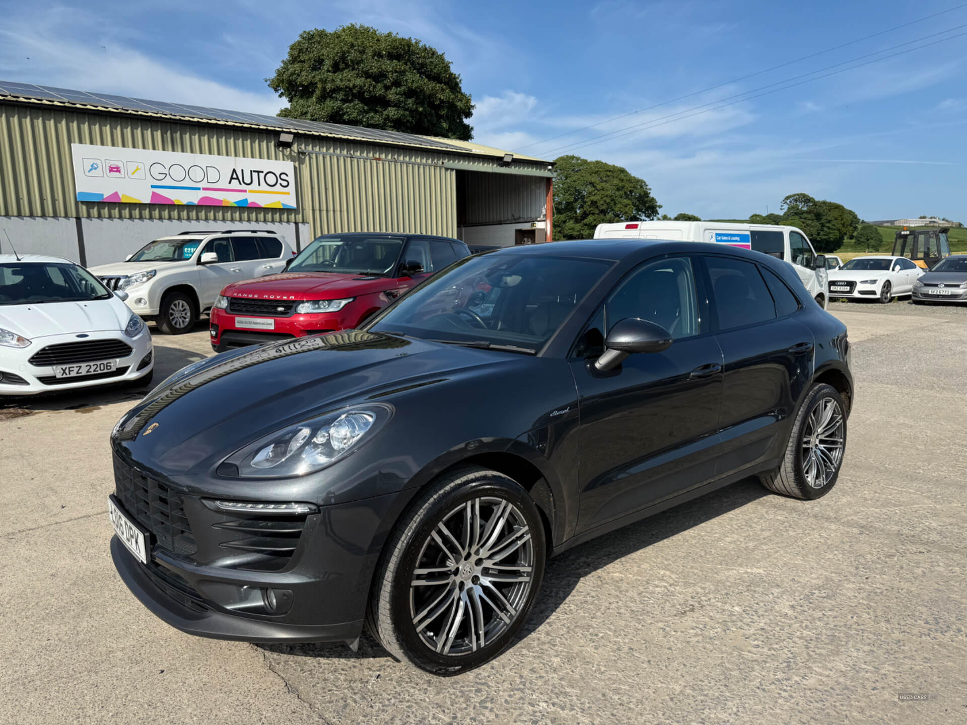Apr 2016 Porsche Macan S Diesel 5dr PDK