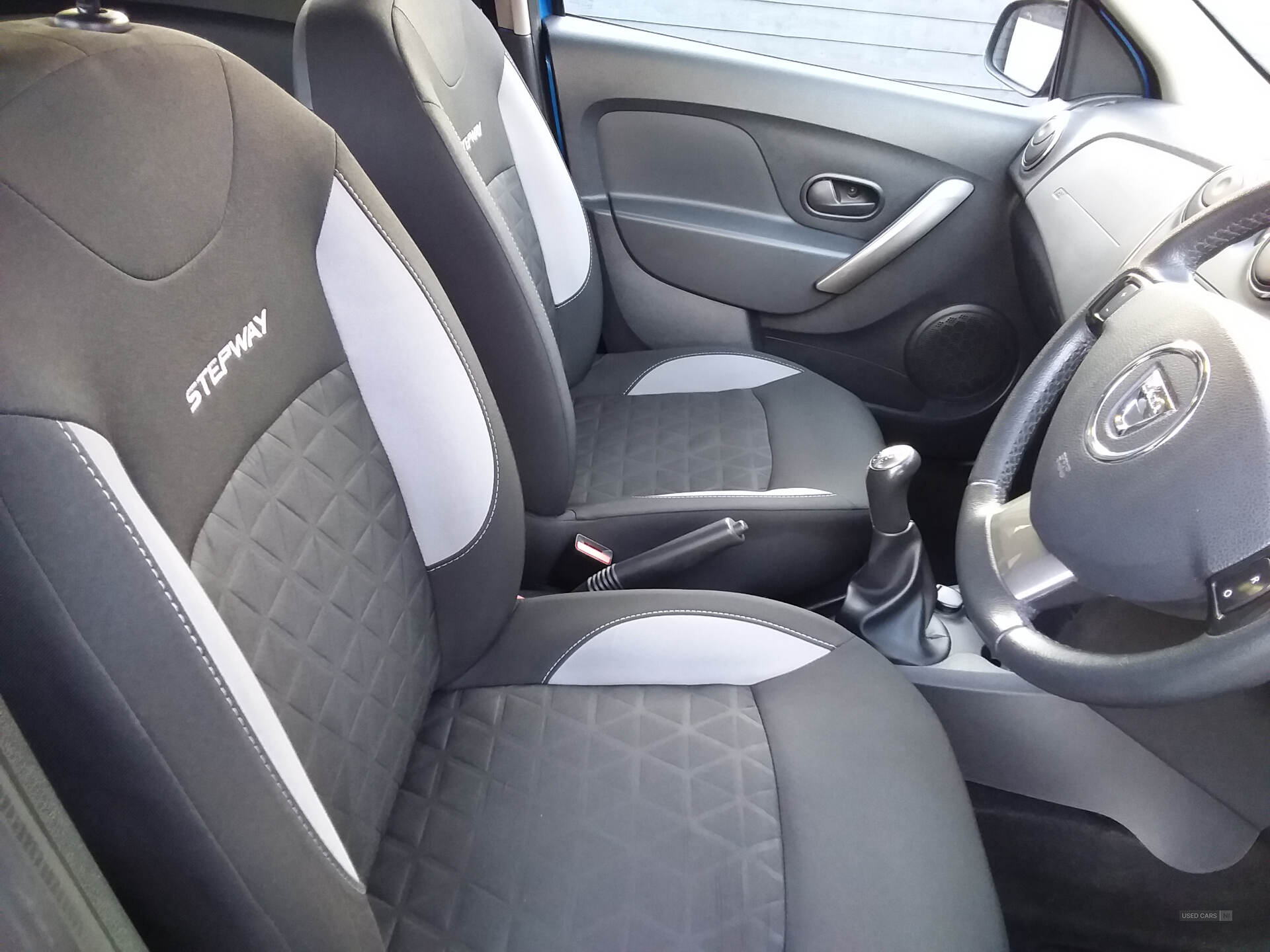 Aug 2014 Dacia Sandero Stepway 0.9 TCe Laureate 5dr