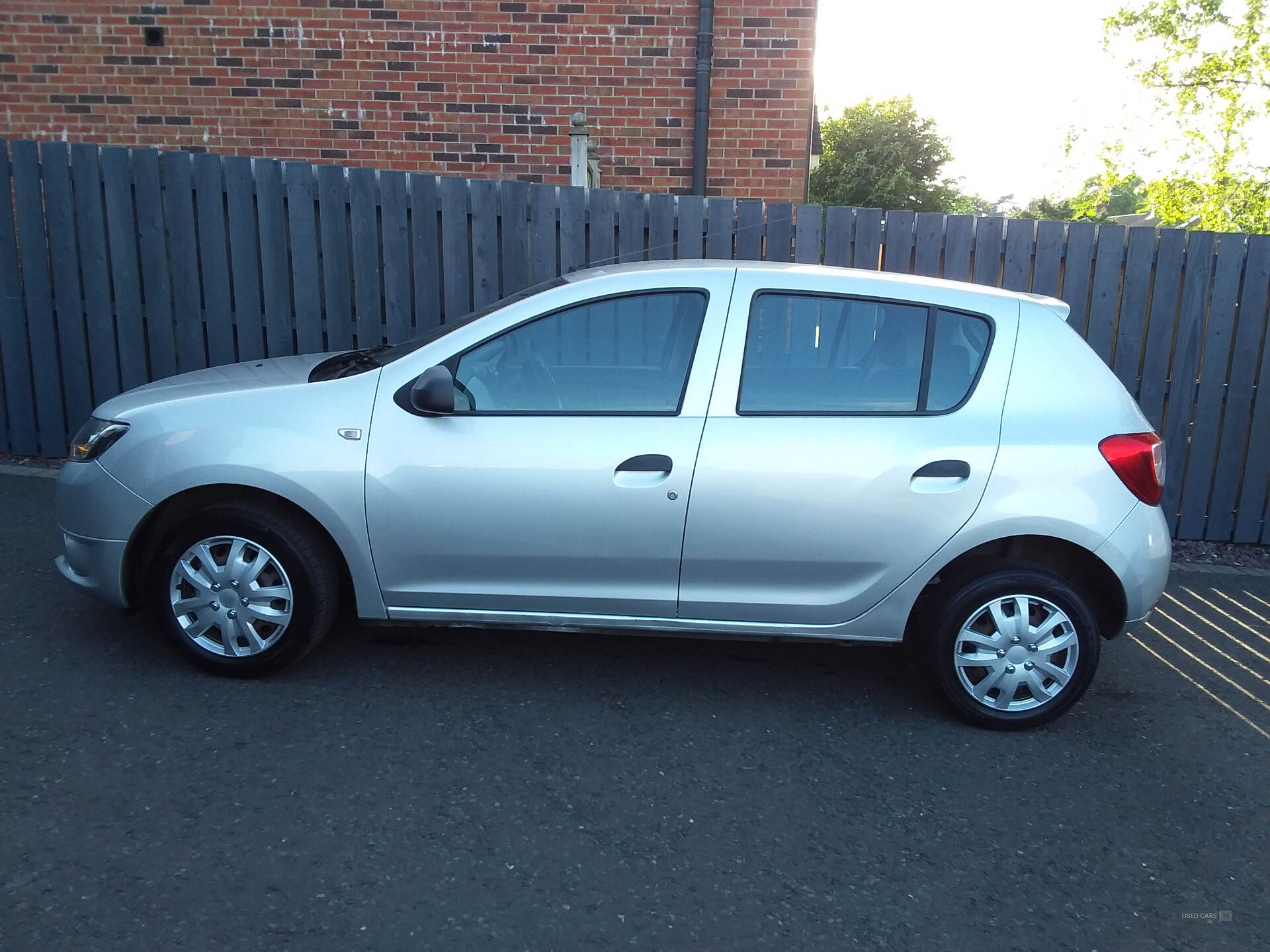 Jan 2014 Dacia Sandero 1.2 16V Ambiance 5dr