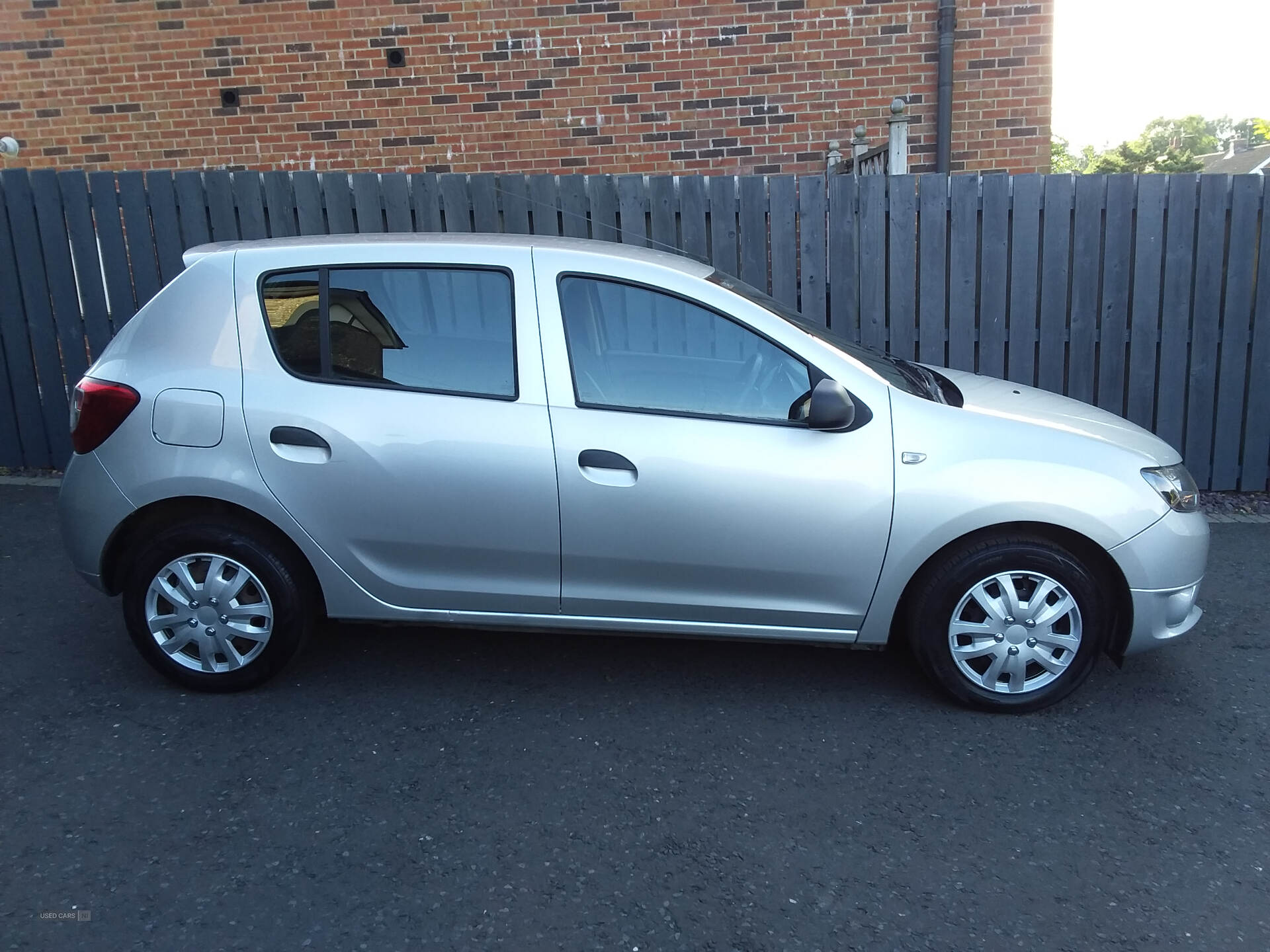 Jan 2014 Dacia Sandero 1.2 16V Ambiance 5dr