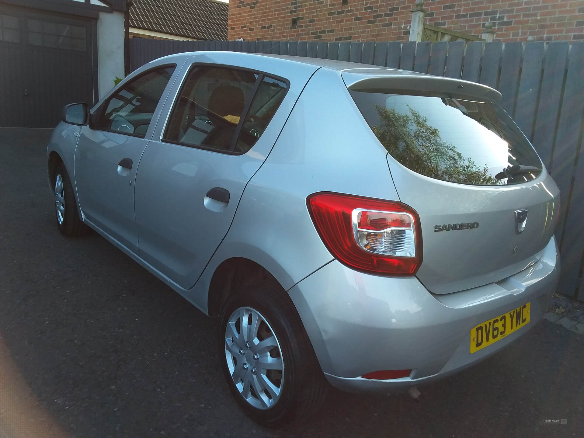 Jan 2014 Dacia Sandero 1.2 16V Ambiance 5dr